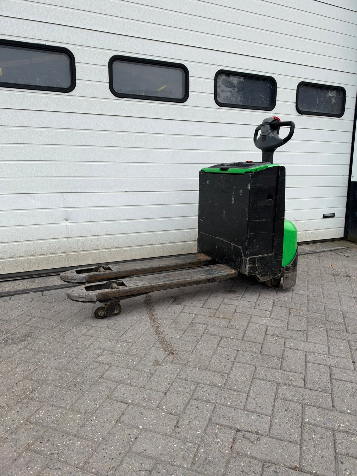 Electrische pompwagen, Ophalen of Verzenden, Zo goed als nieuw