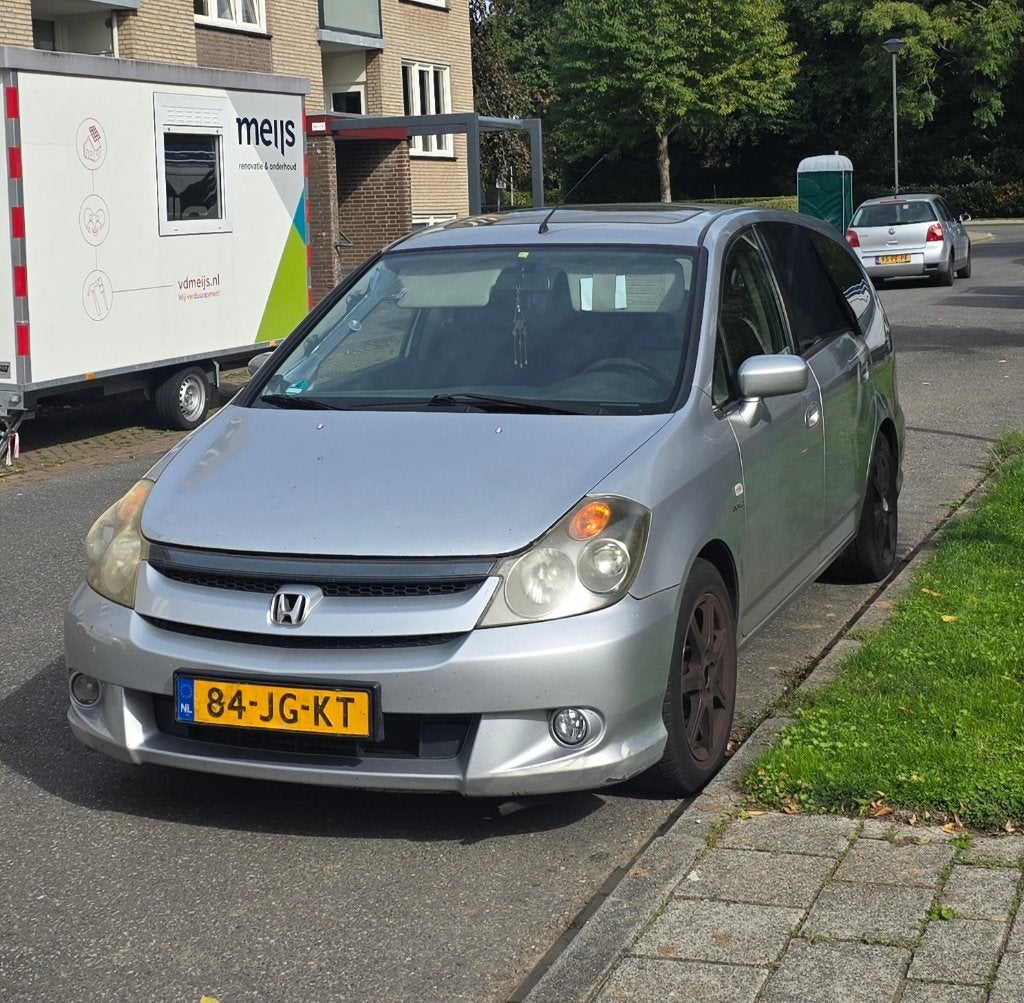 Honda Stream 2.0 I 2002 Grijs, Auto's, Voorwielaandrijving, 1998 cc, 4 cilinders, 157 pk