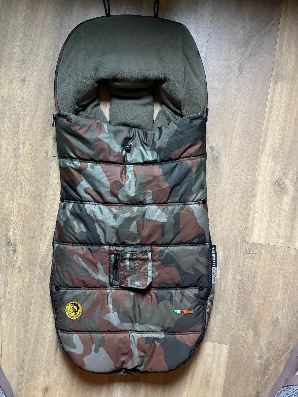 Bugaboo by Diesel Voetenzak Camouflage, Kinderen en Baby's, Ophalen of Verzenden, Zo goed als nieuw, Kinderwagen, Bugaboo