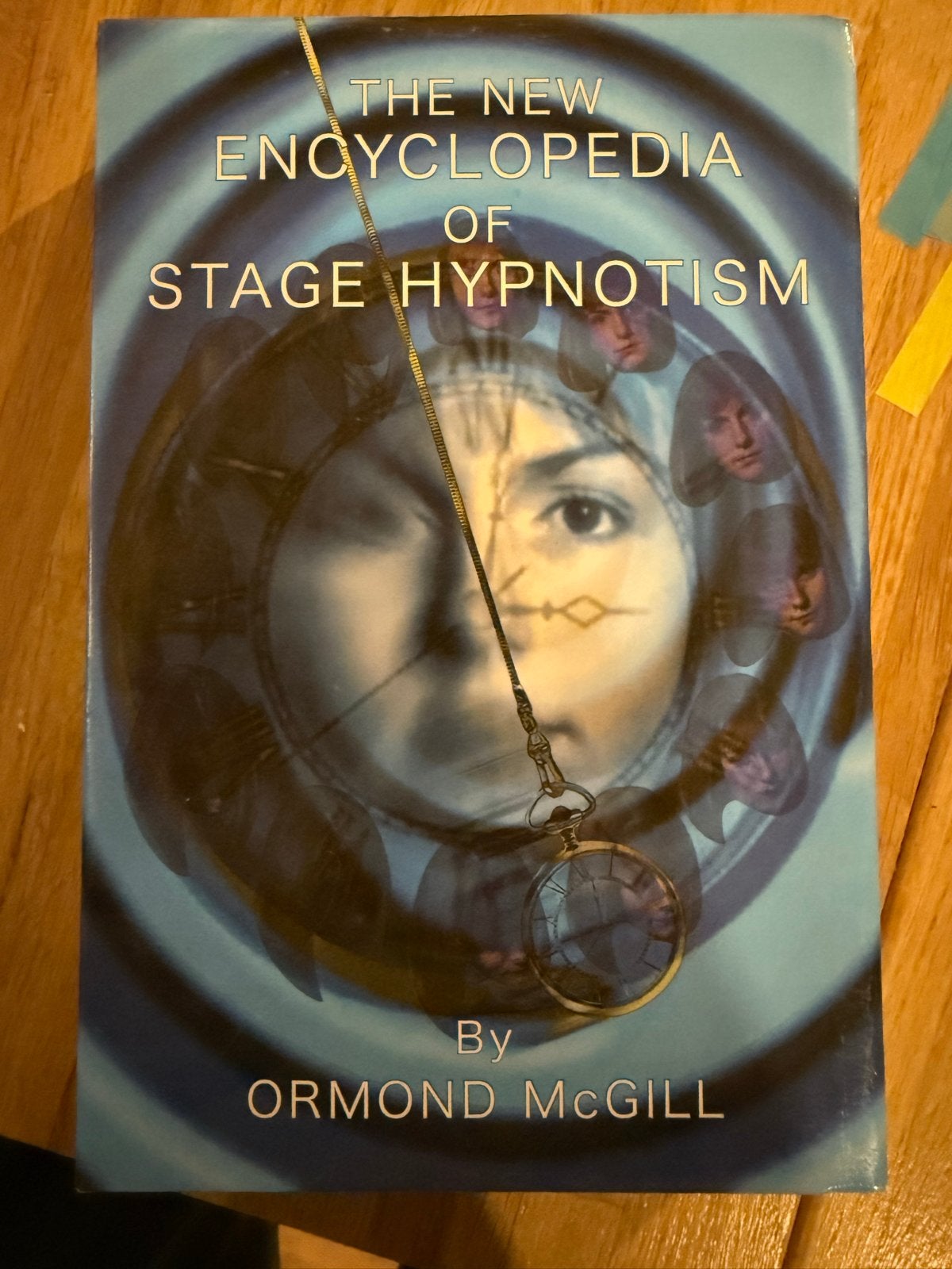 The New Encyclopedia of Stage Hypnotism - Ormond McGill, Ophalen of Verzenden, Nieuw, Overige onderwerpen, Los deel