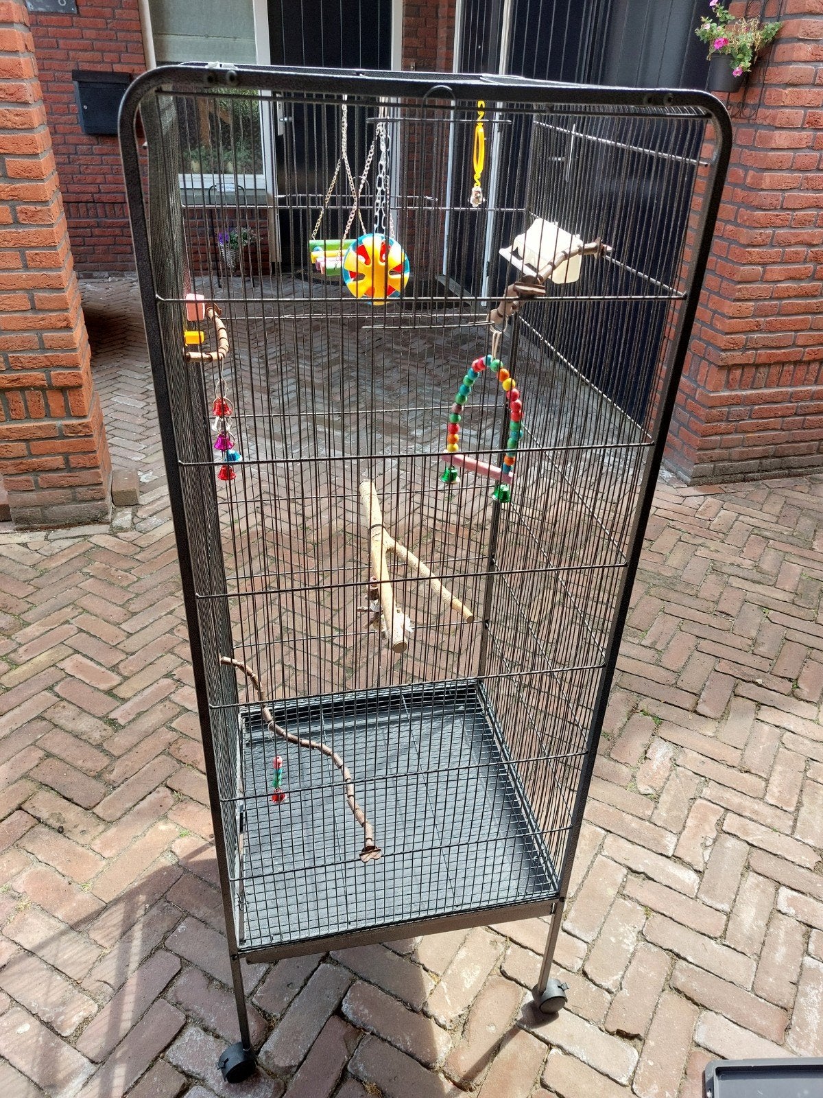 grote vogelkooi met veel accesoires, parkiet, kanarie, papag, Dieren en Toebehoren, Ophalen, Zo goed als nieuw, Metaal, Vogelkooi