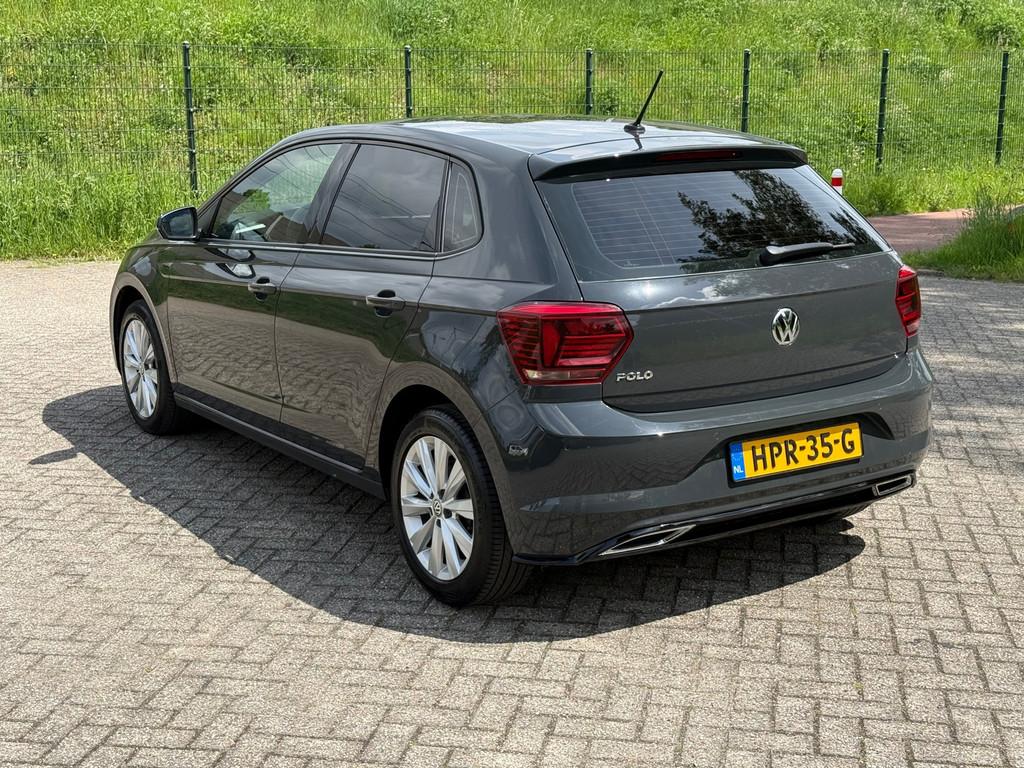 Volkswagen POLO 1.0 TSI High Line BLUETOOTH I PDC I STOELVER, Voorwielaandrijving, Gebruikt, Euro 6, 23 km/l
