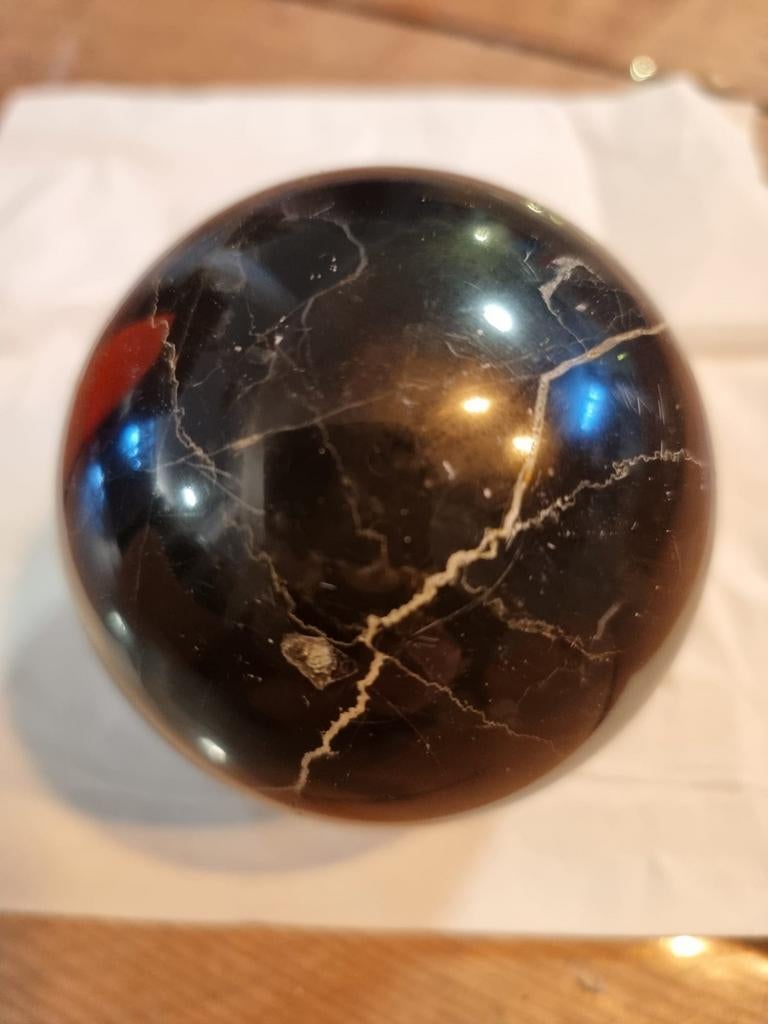 Prachtige zwarte toermalijn bol - 8 cm, ca. 800gr, Ophalen of Verzenden, Gebruikt