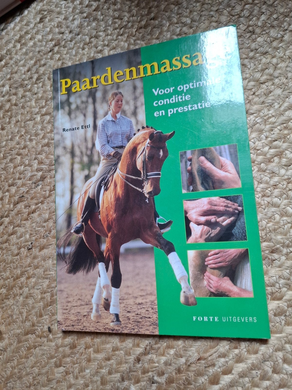 Paardenmassage: Optimale conditie en prestatie, Boeken, Ophalen of Verzenden, Gelezen, Renate Ettl