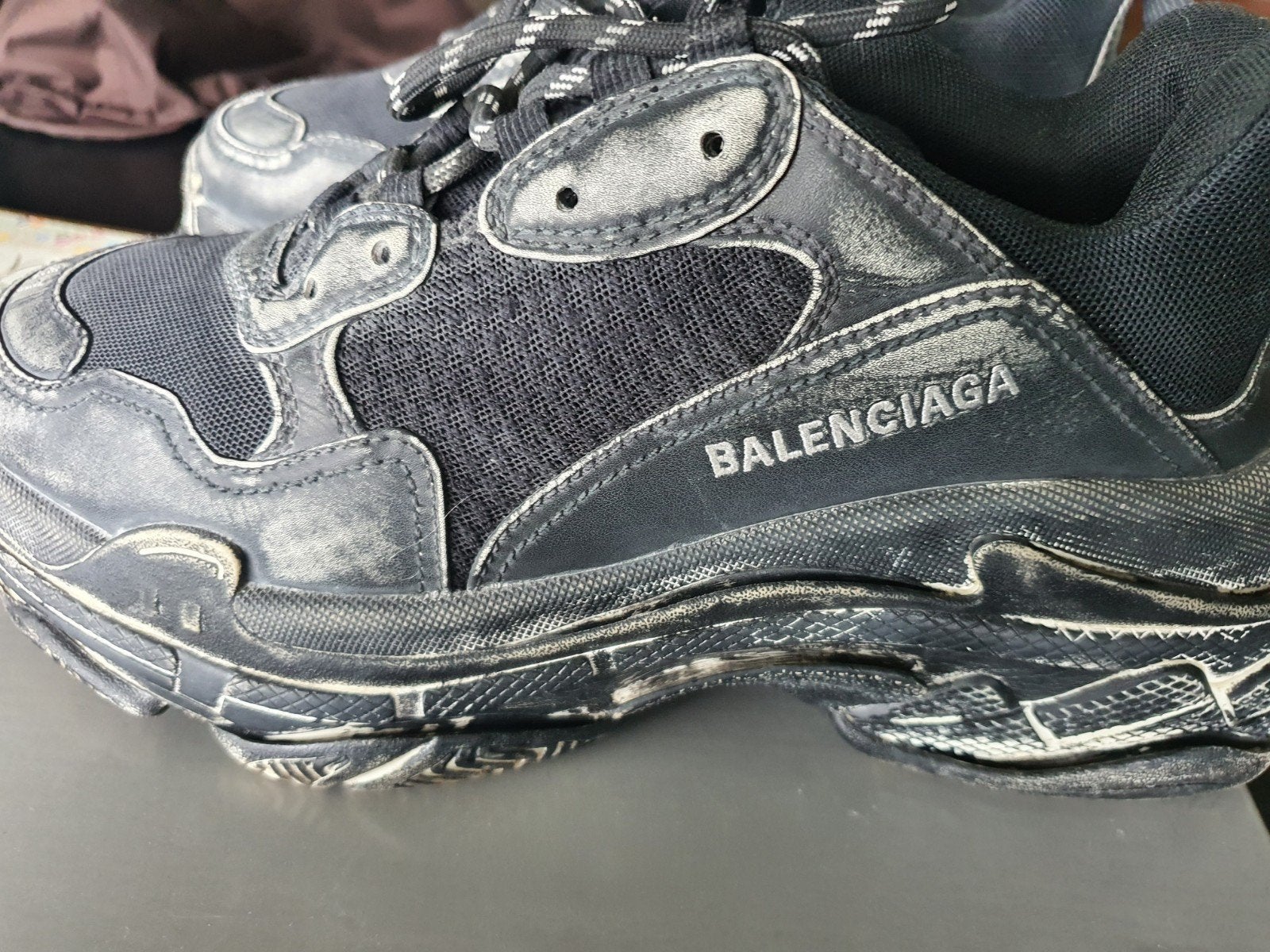 Balenciaga Triple S Sneakers - Nieuw in doos, Ophalen of Verzenden, Nieuw, Zwart