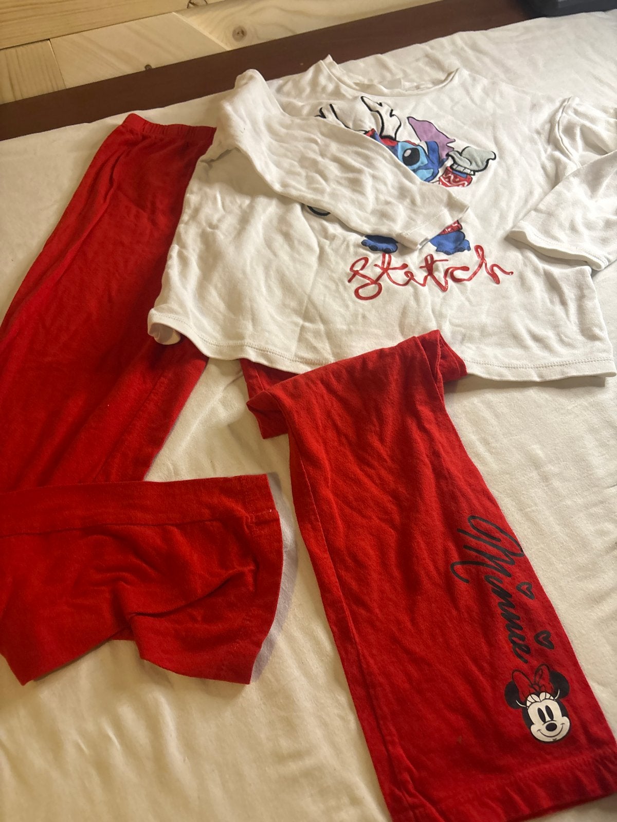 Disney Stitch & Minnie Mouse Pyjama Set - Maat 130, Gebruikt, Meisje, Ophalen of Verzenden, Overig