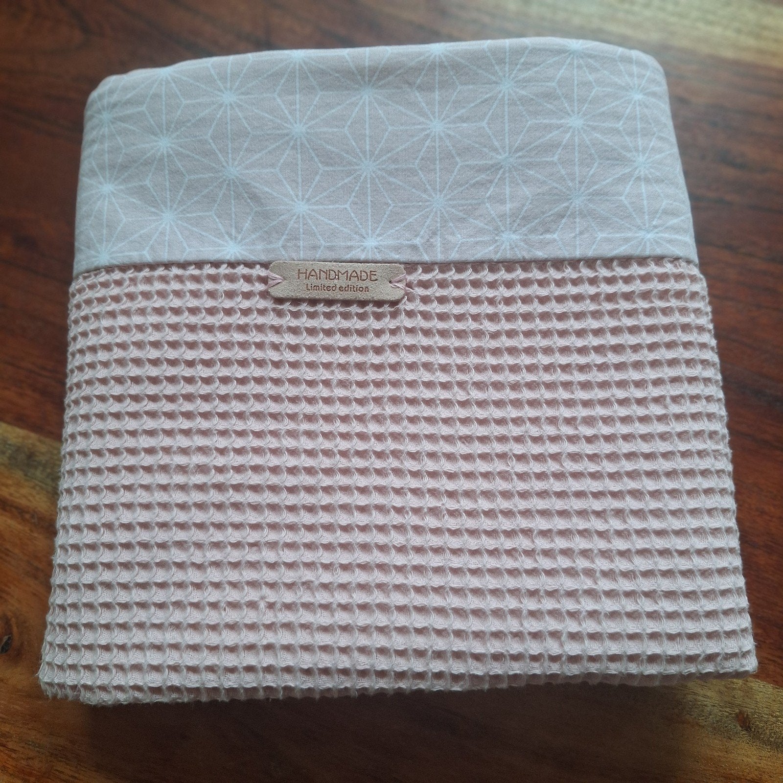 Handgemaakte wafeldoek deken roze/wit 92x69 cm, Ophalen of Verzenden, Wasbaar, Roze, Deken