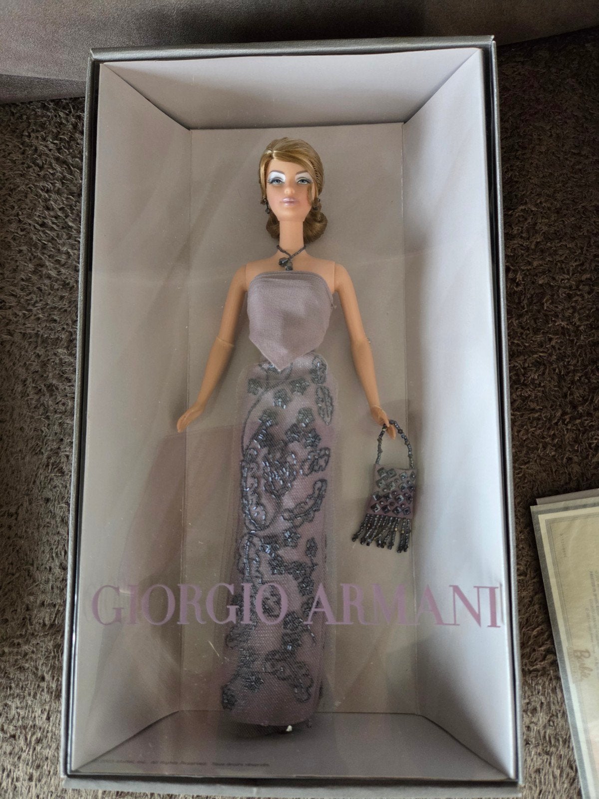 Barbie Giorgio Armani Limited Edition Collectors Item, Verzamelen, Poppen, Ophalen