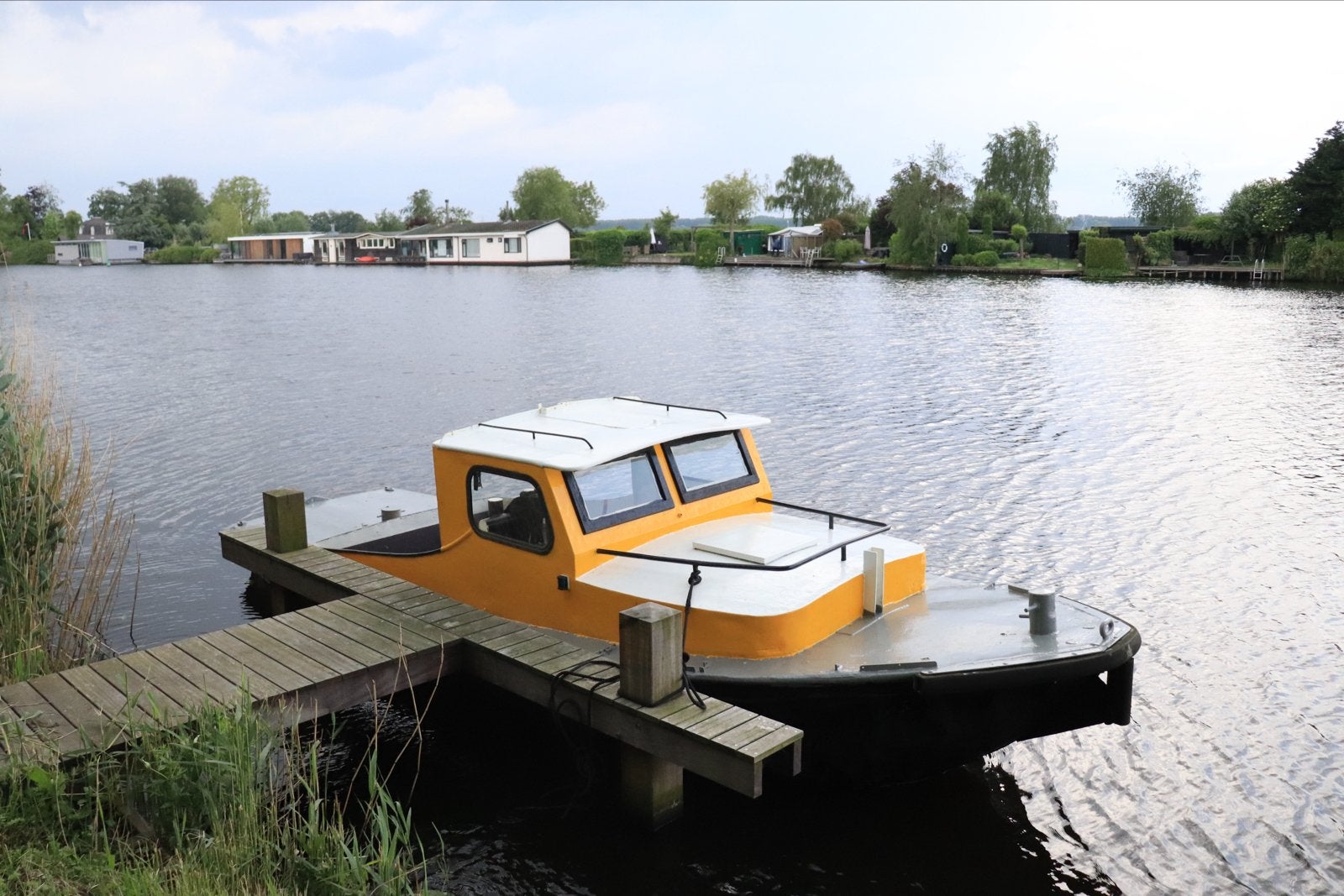 Historische Sleepvlet met Samofa 2s108 Dieselmotor, Watersport en Boten, Gebruikt, Walstroom, Binnenboordmotor, Diesel