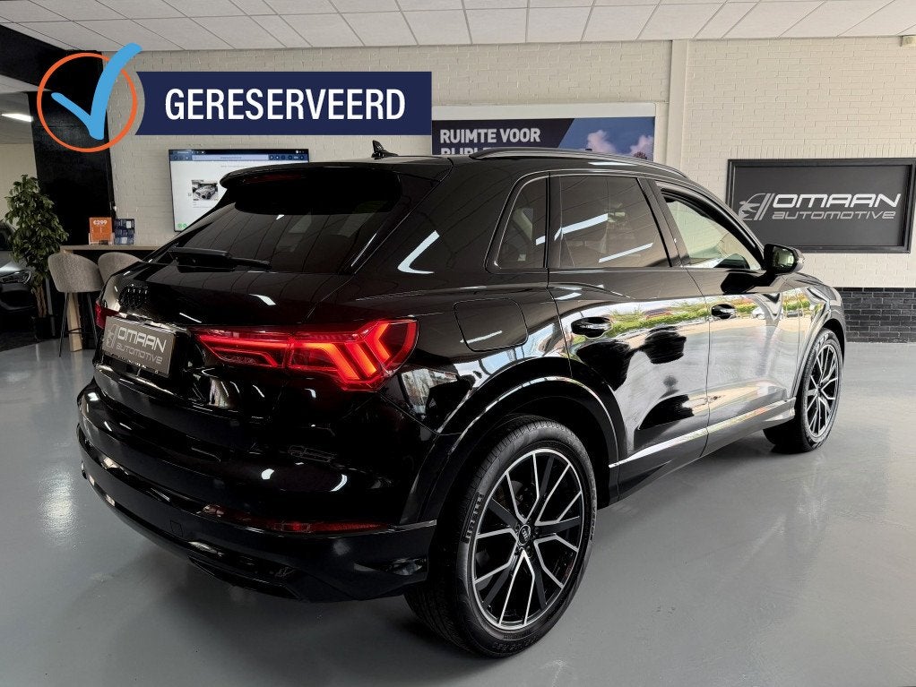 Audi Q3 35 TFSI Advanced S-Line BLACK EDITION MATRIX LEER, Auto's, Audi, Automaat, Euro 6, 4 cilinders, 150 pk