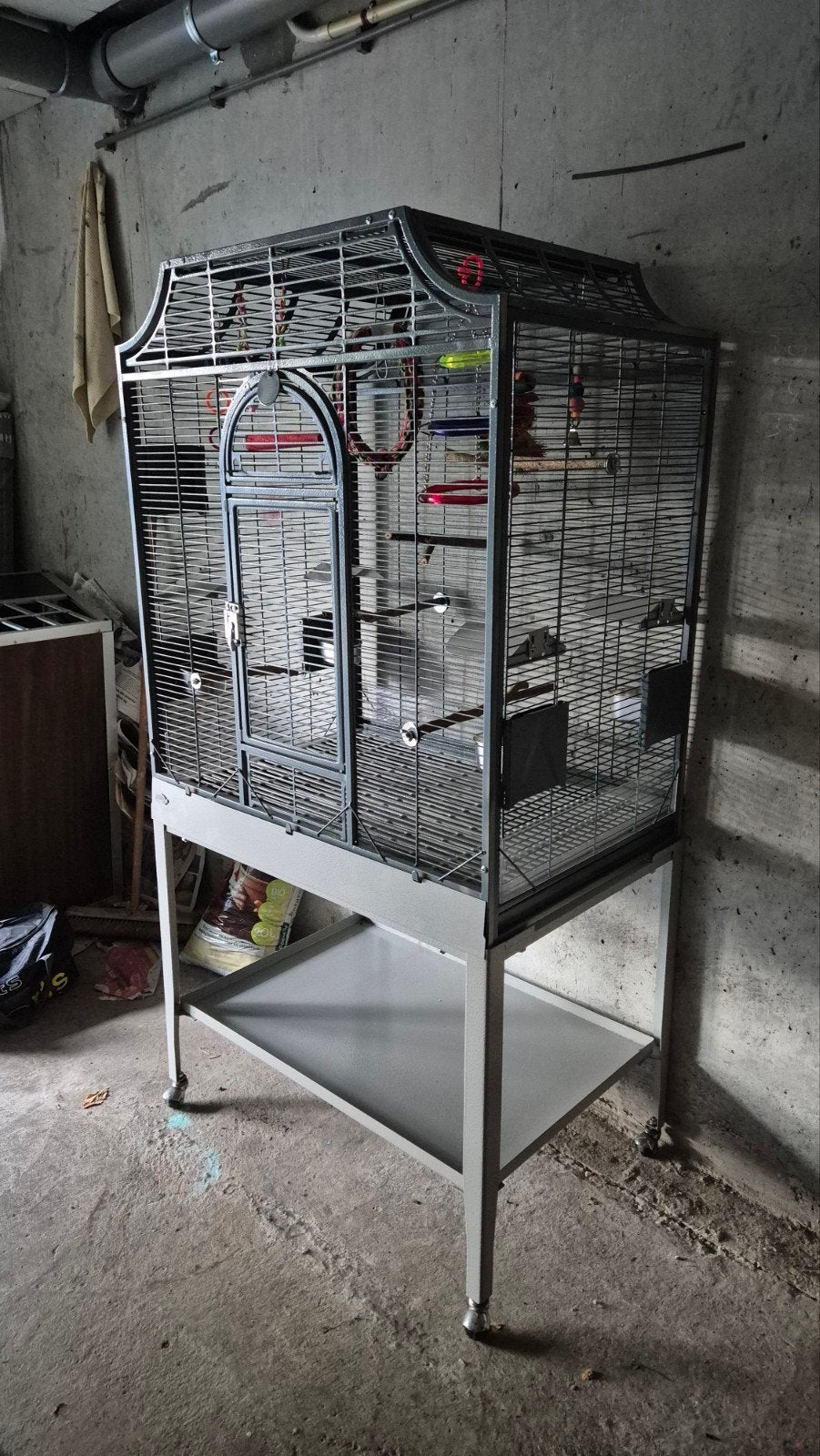 Montana Madeira 2 vogelkooi compleet met toebehoren, Dieren en Toebehoren, Ophalen, Gebruikt, Metaal, Vogelkooi
