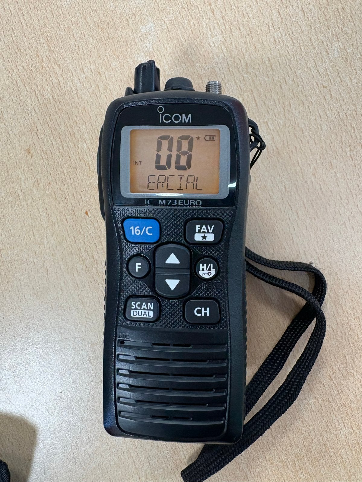 Icom IC-M73EURO Marifoon met accessoires, Telecommunicatie, Portofoons en Walkie-talkies, Ophalen, 15 km of meer, Zo goed als nieuw