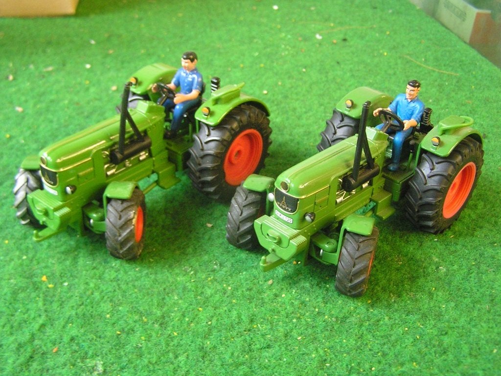 deutz d 8005 a 4x4, Hobby en Vrije tijd, Ophalen of Verzenden, Nieuw, Auto, SIKU