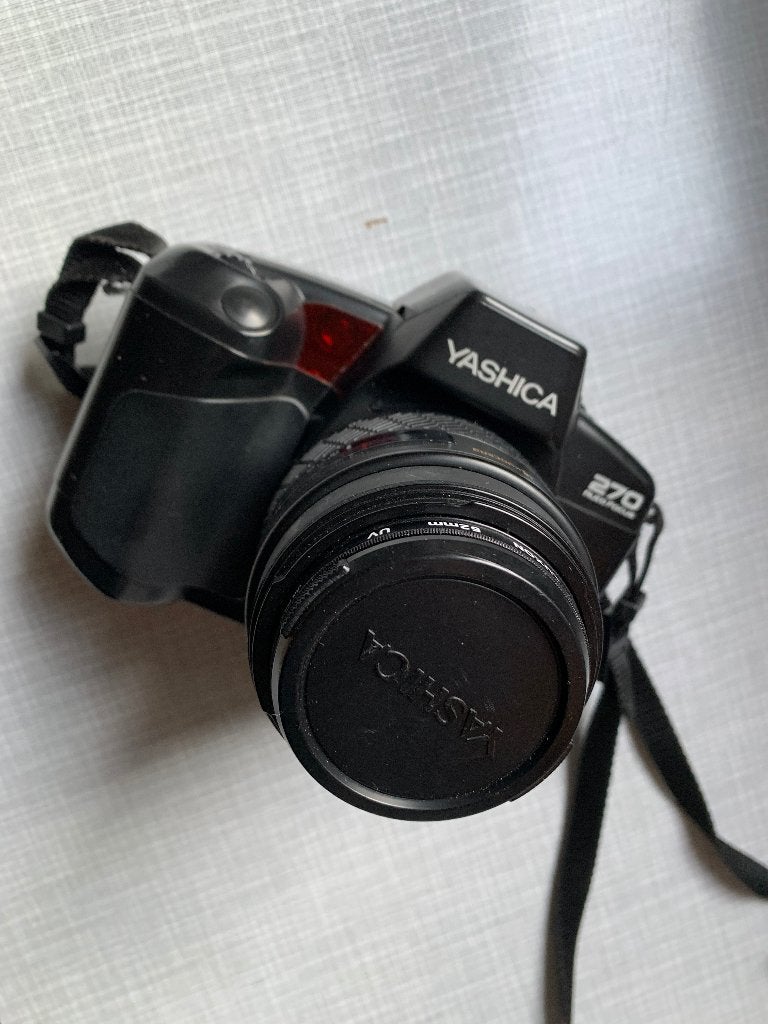 Fotocamera Yashica 270 autofocus plus toebehoren, Ophalen of Verzenden, Gebruikt, Spiegelreflex, Overige Merken