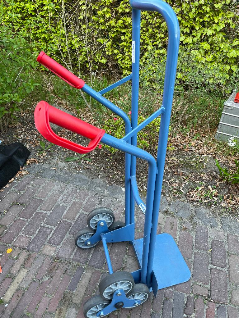 traploper steekwagen, Doe-het-zelf en Verbouw, Transportwagens, 60 tot 80 liter, Ophalen, Zo goed als nieuw, Steekwagen