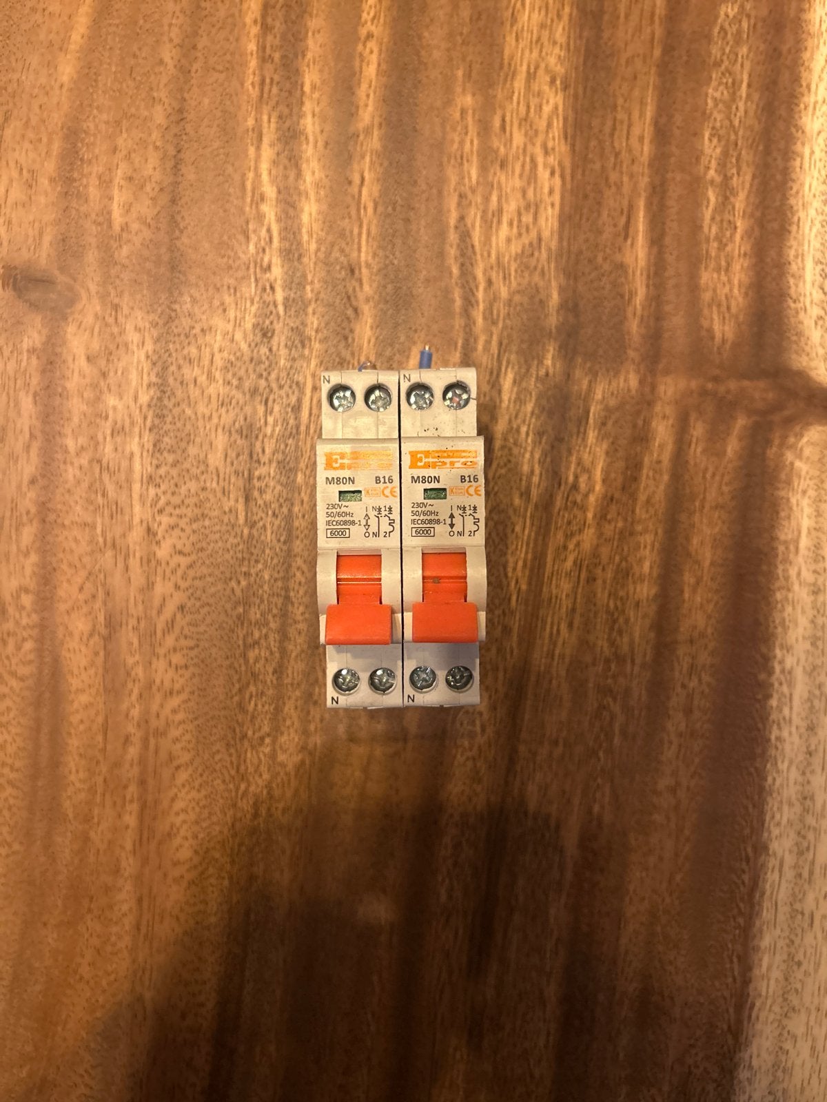 2x E-Pro M80N B16 automaat zekering 230V~, Doe-het-zelf en Verbouw, Ophalen, Gebruikt, Overige typen