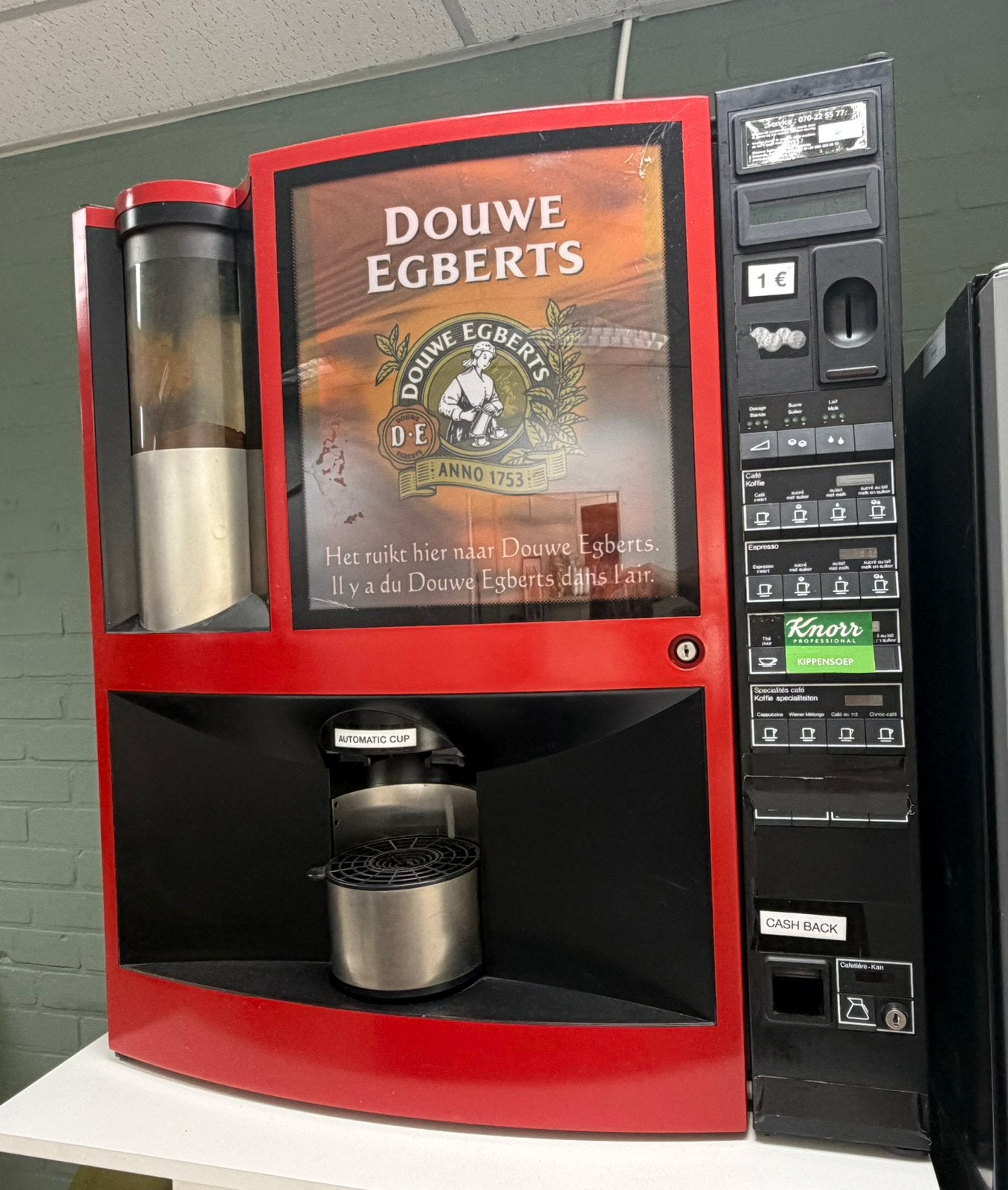 Douwe Egberts Cafitesse koffieautomaat, Ophalen, Zo goed als nieuw