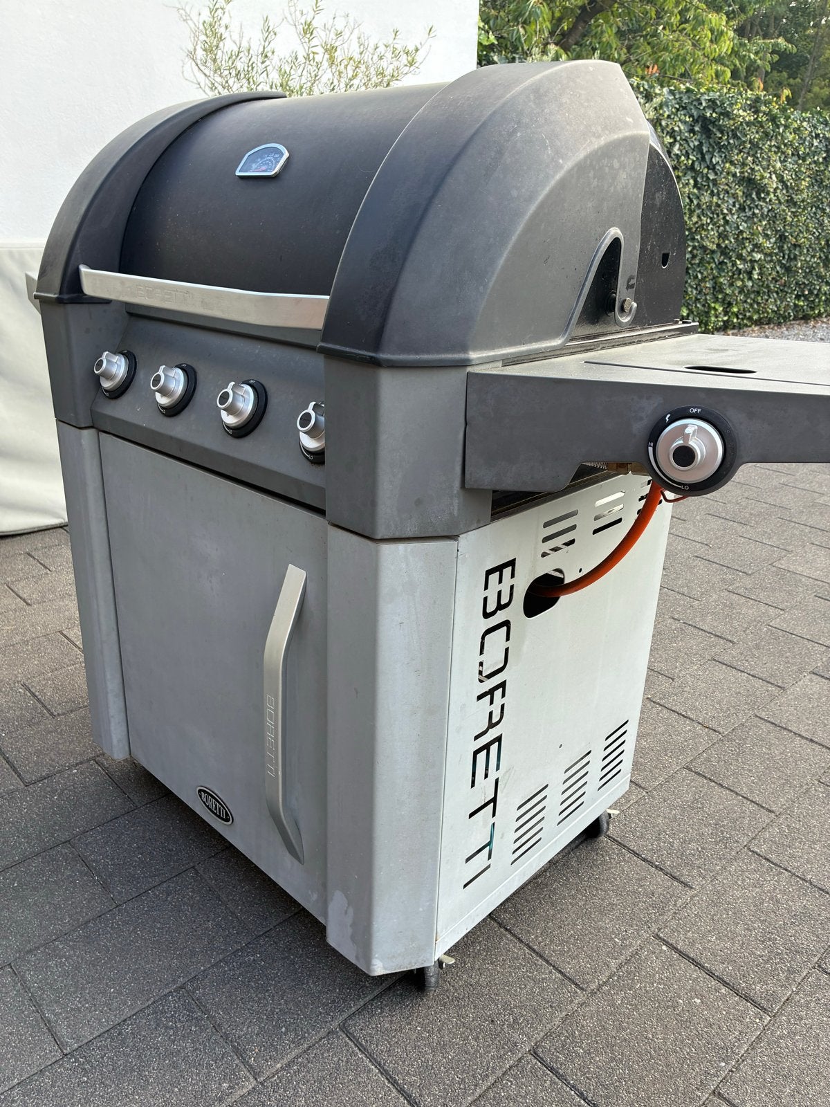 Boretti gasbarbecue met 4 branders en zijbrander, Tuin en Terras, Ophalen, Gebruikt