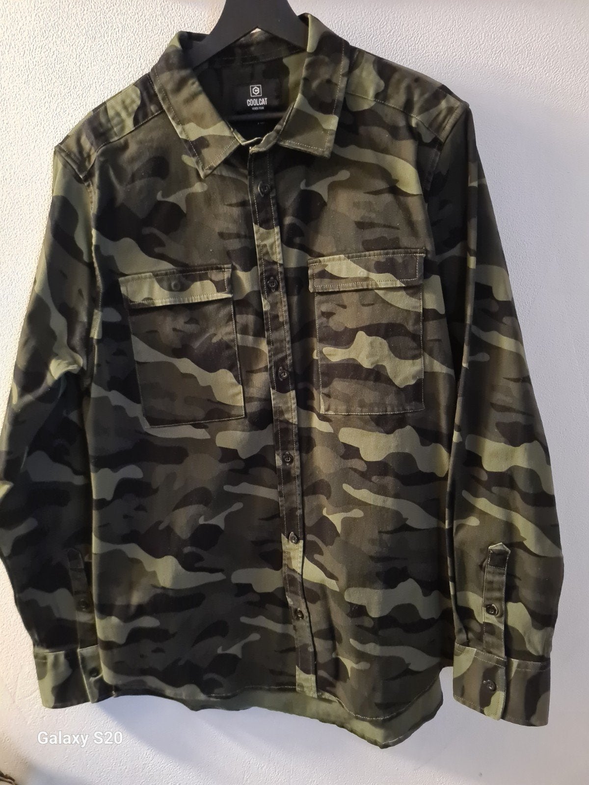 Mooie heren leger overhemd xl, Kleding | Heren, Overhemden, Nieuw, Ophalen of Verzenden, Coolcat, Halswijdte 43/44 (XL)
