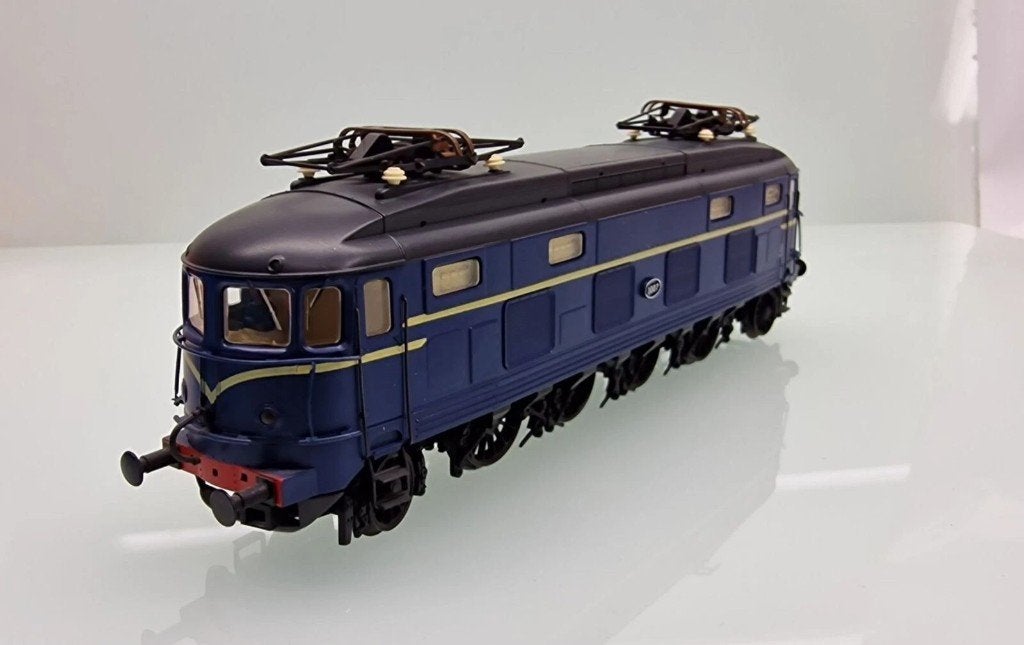 Roco 43615: NS electrische locomotief serie 1000, Ophalen of Verzenden, Roco, Gelijkstroom, Locomotief