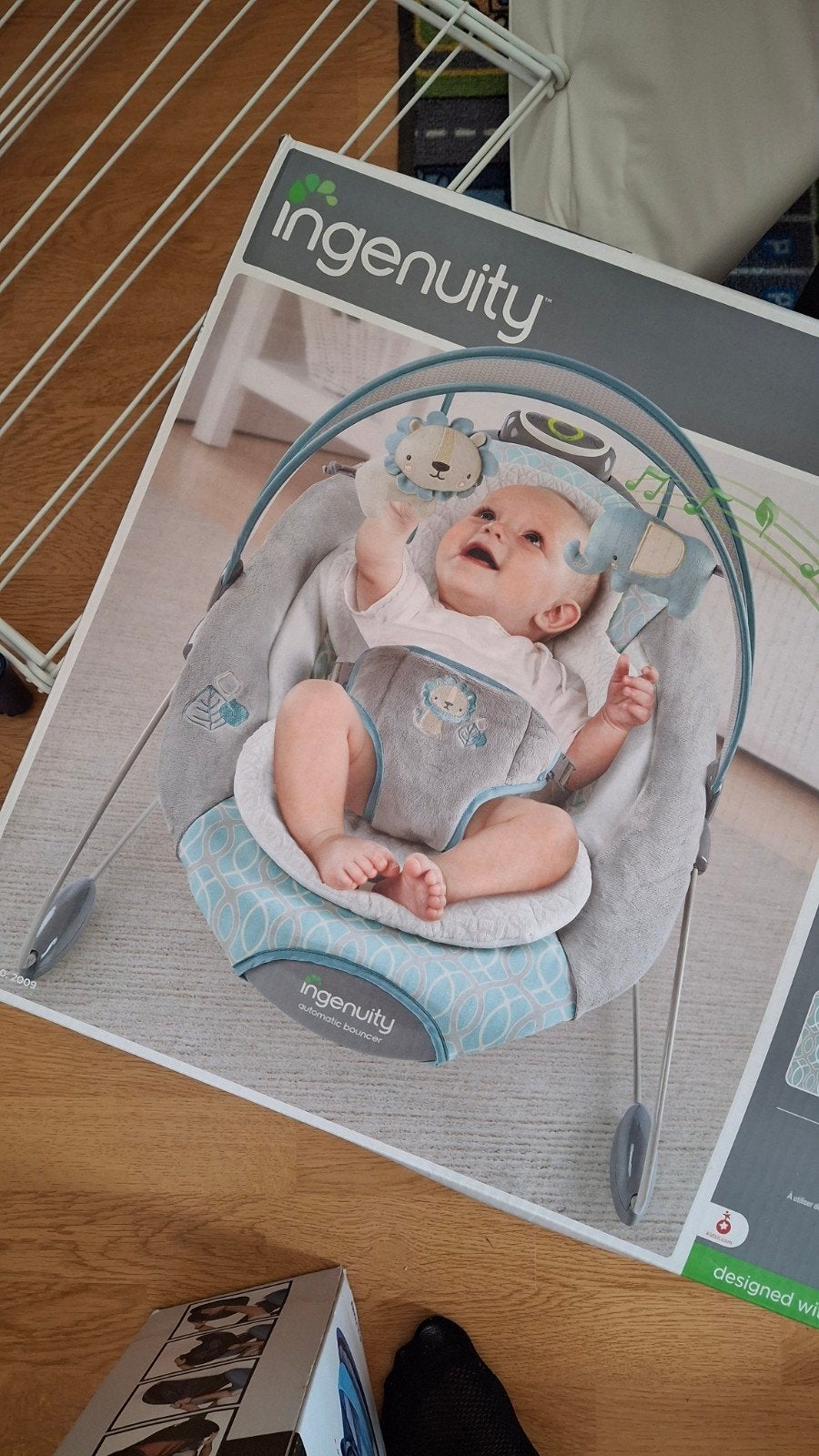 Ingenuity SmartBounce Automatic Bouncer Wipstoeltje, Ophalen