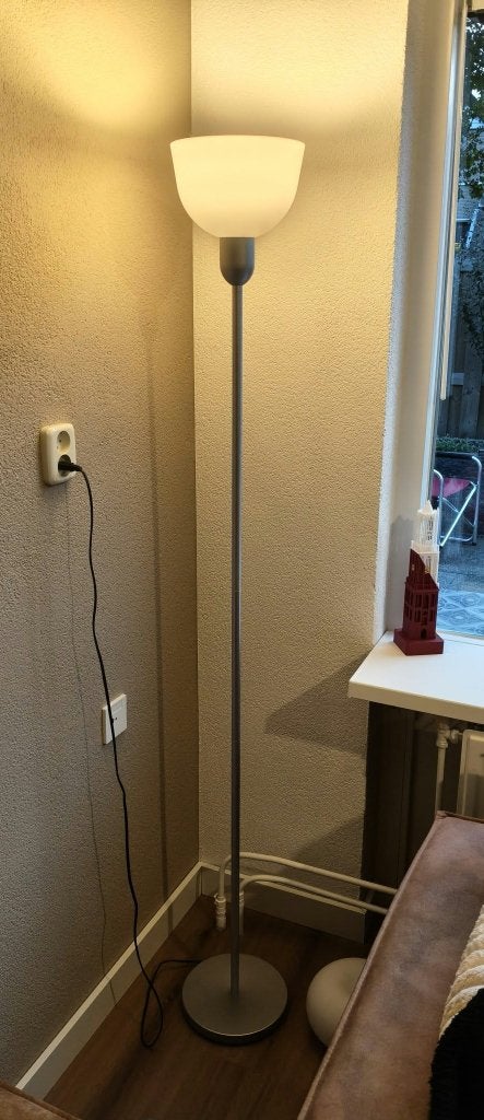 Twee staande vloerlampen 176 cm hoog, als nieuw., Huis en Inrichting, Ophalen, Kunststof, E27 (groot), Zo goed als nieuw