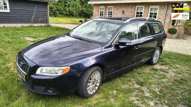 Volvo V70 2.5T Summum 6-speed LPG G3 Donkerblauw Metallic Be, Voorwielaandrijving, Beige, Blauw, 2521 cc