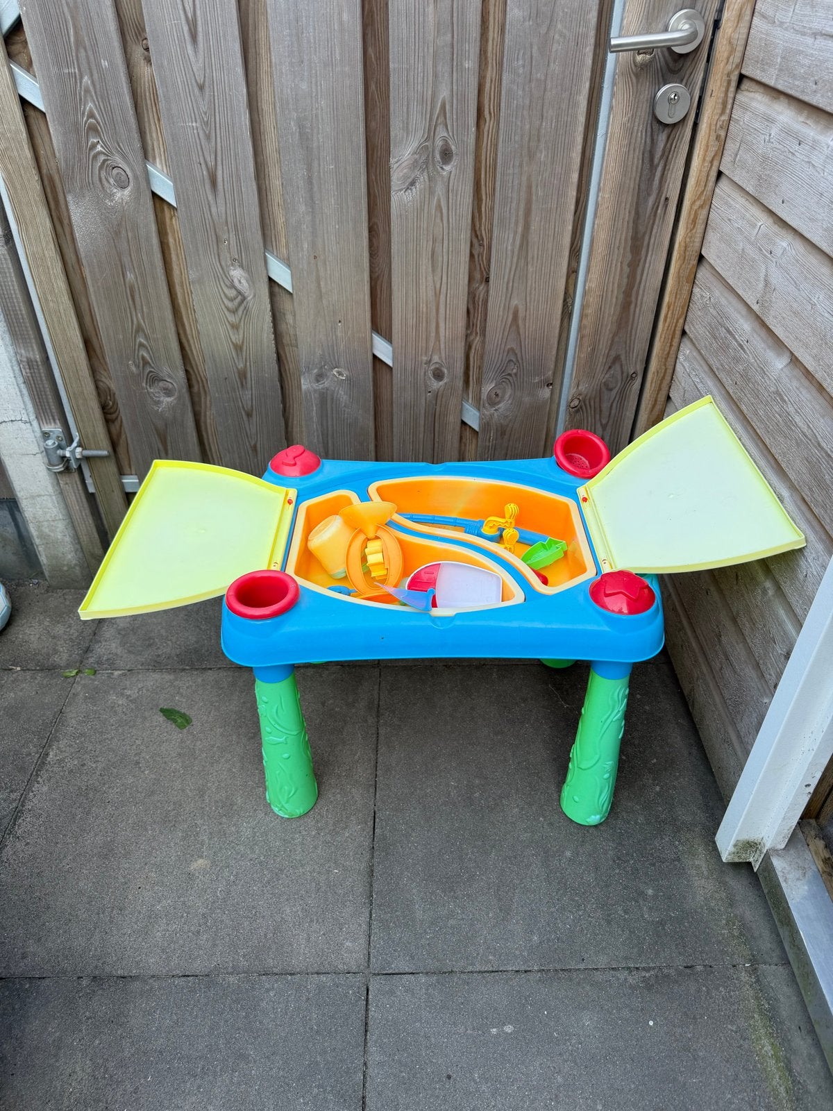 Zand- en watertafel voor kinderen, Ophalen, Gebruikt