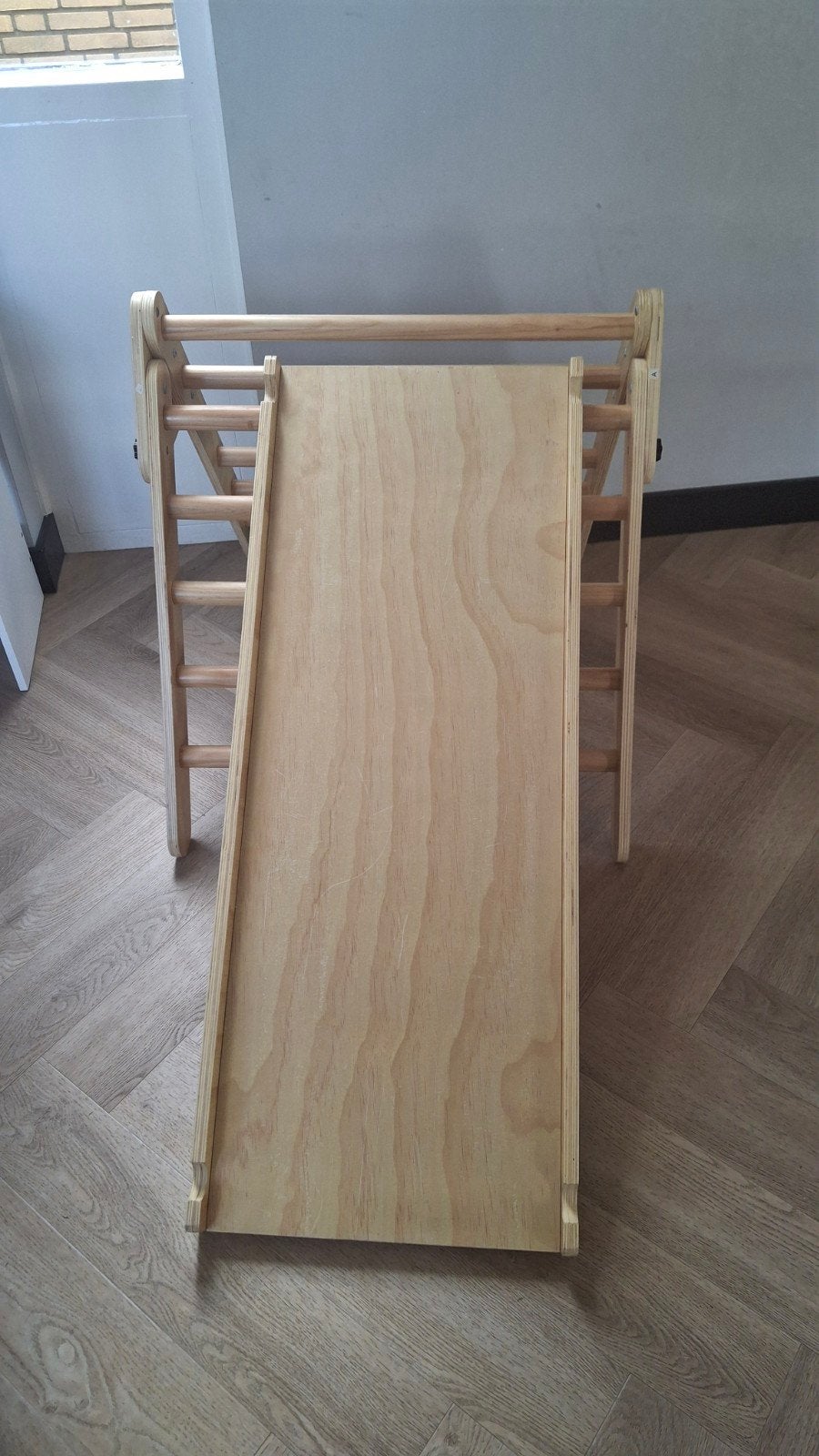 Houten klimrek met glijbaan/klimwand voor kinderen, Kinderen en Baby's, Ophalen, Zo goed als nieuw, Glijbaan, Aanbouwonderdeel