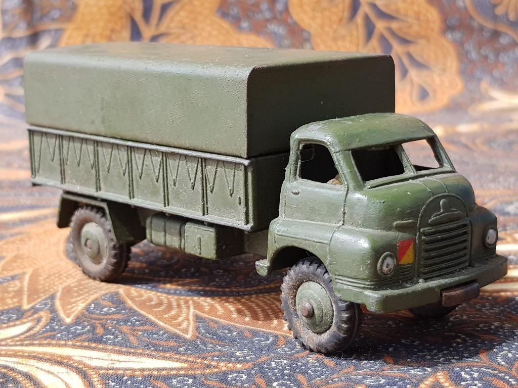 Dinky Toys 621 mooi oud militaria model uit Engeland 11,5 cm, Antiek en Kunst, Ophalen of Verzenden