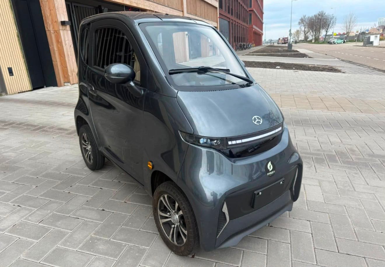 Move e4 overdekte scootmobiel met litium accu, Diversen, Brommobielen en Scootmobielen, Zo goed als nieuw, 16 km/u of meer, 46 km of meer