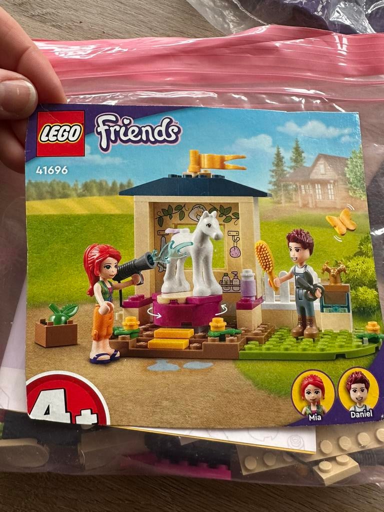 Lego Friends 6+ 41696 paarden wasstraat, Ophalen of Verzenden, Zo goed als nieuw