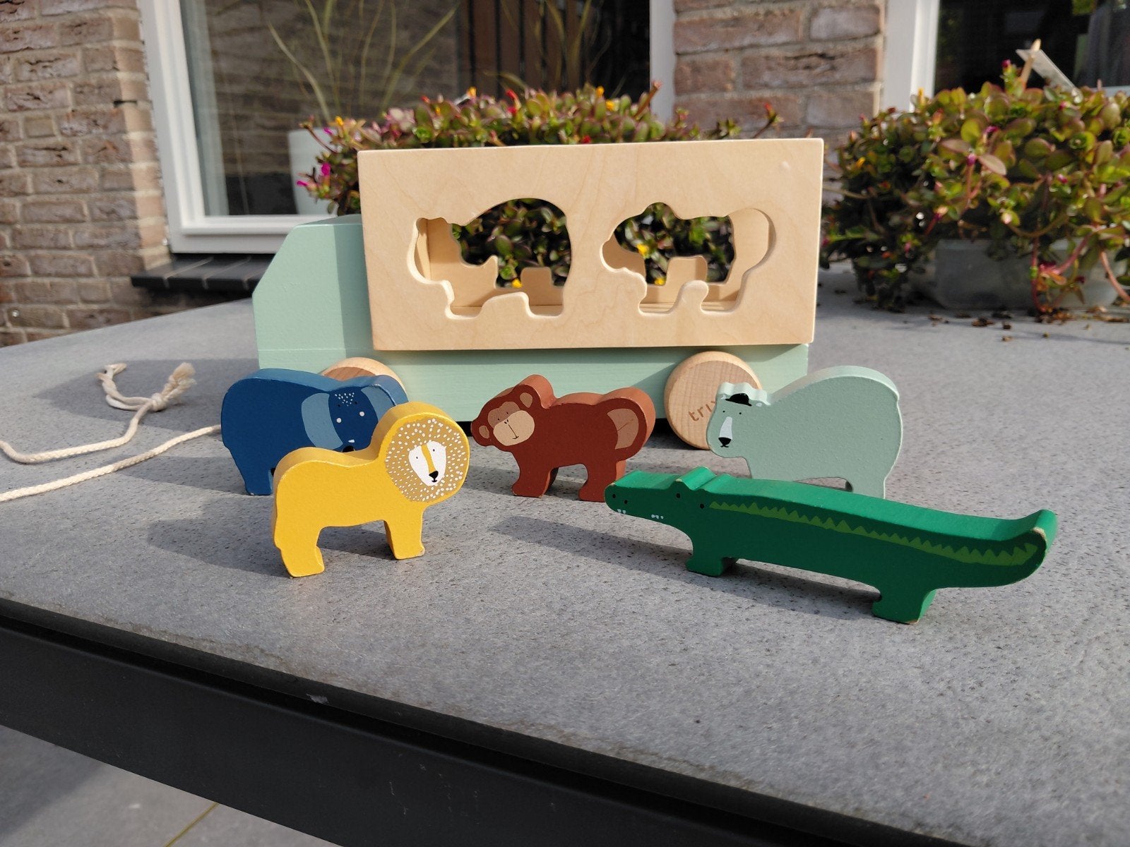 Trixie Houten Vormenstoof Trekdier Vrachtwagen met Dieren, Ophalen of Verzenden, Gebruikt, Duw- of Trekspeelgoed