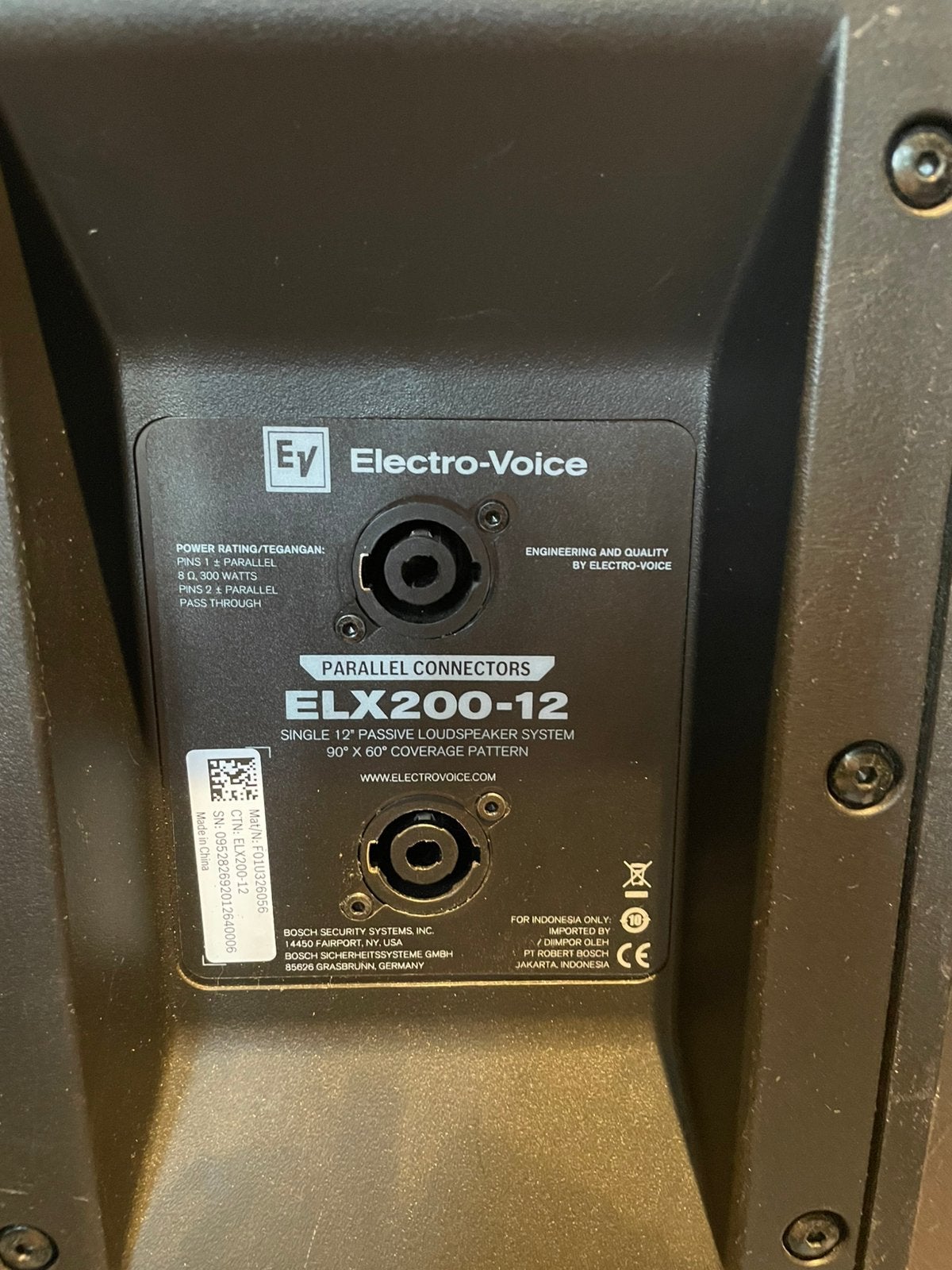 Electro Voice ELX200-12, incl stands, Zo goed als nieuw, 120 watt of meer, Front, Rear of Stereo speakers, Ophalen