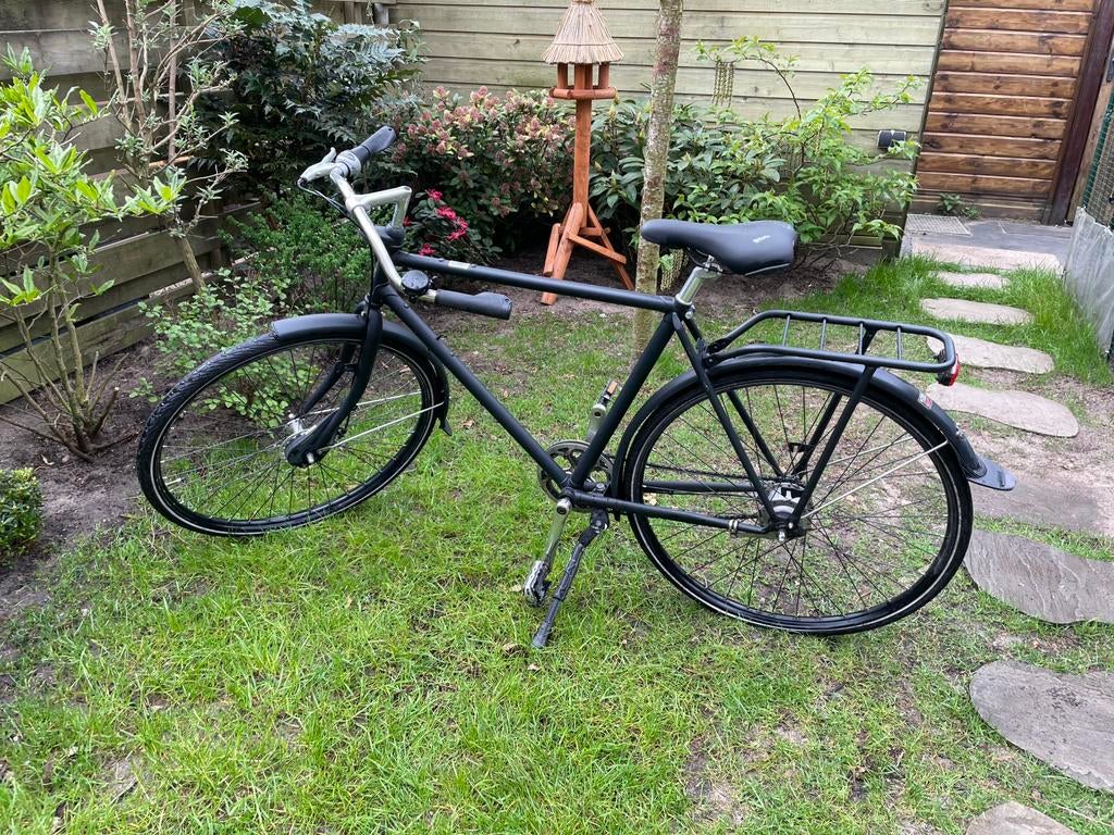 Zwarte Azor heren fiets, Gebruikt, Versnellingen, Schijfrem, 53 tot 57 cm