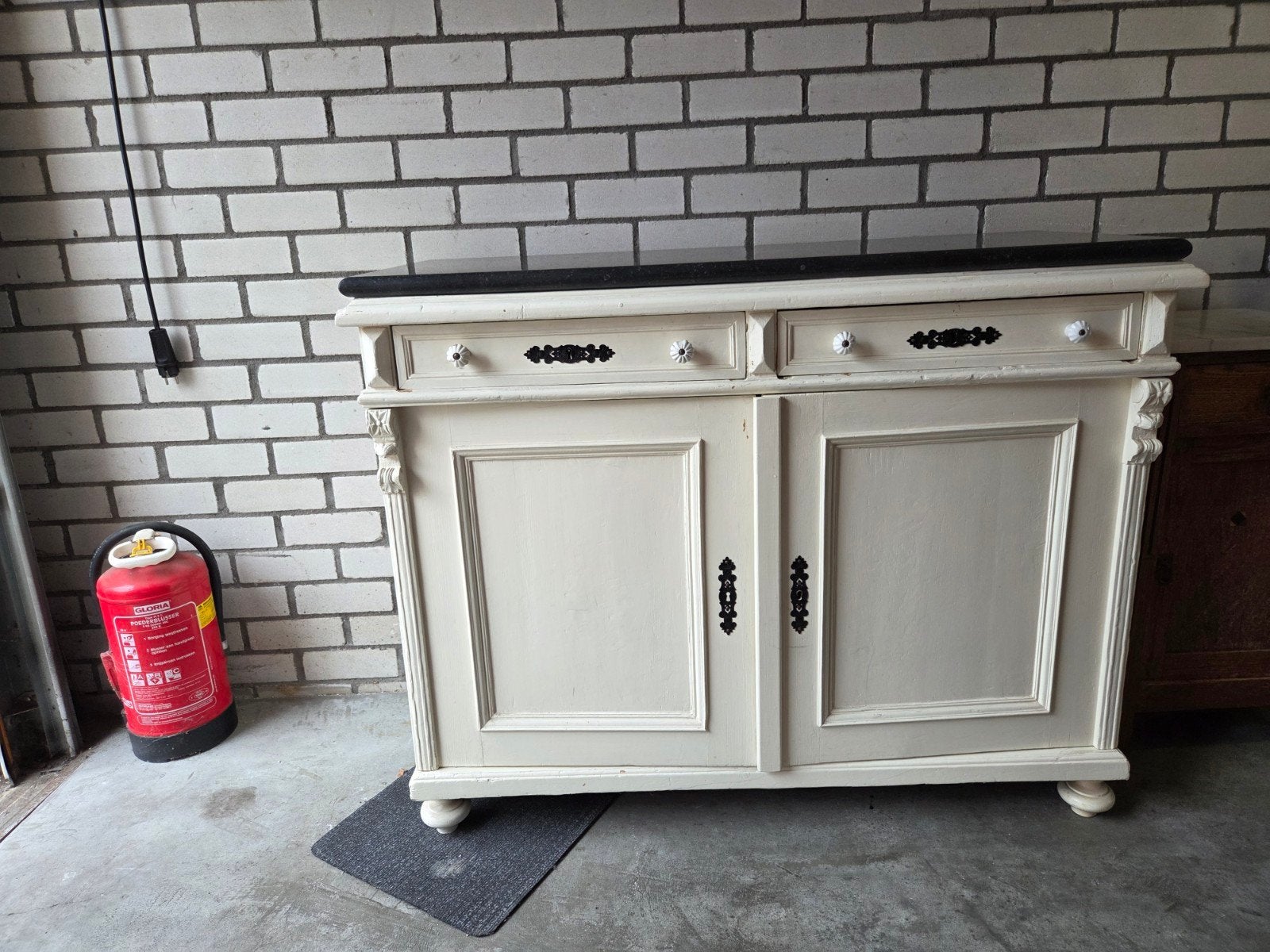 Mooie houten kastjes met natuurstenen bladen, Ophalen of Verzenden