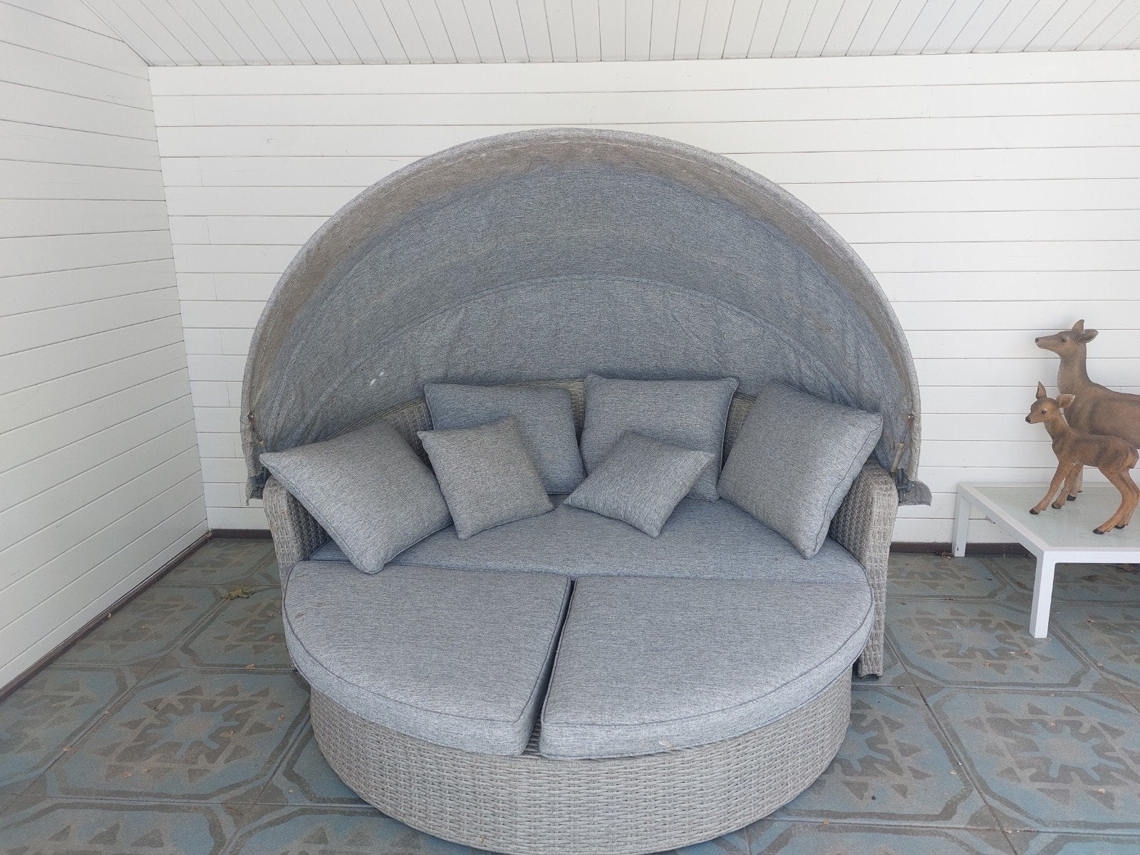 Loungebank/Daybed met verstelbare kussens - Nieuwstaat, Tuin en Terras, Tuinsets en Loungesets, Zo goed als nieuw, Loungeset, Wicker