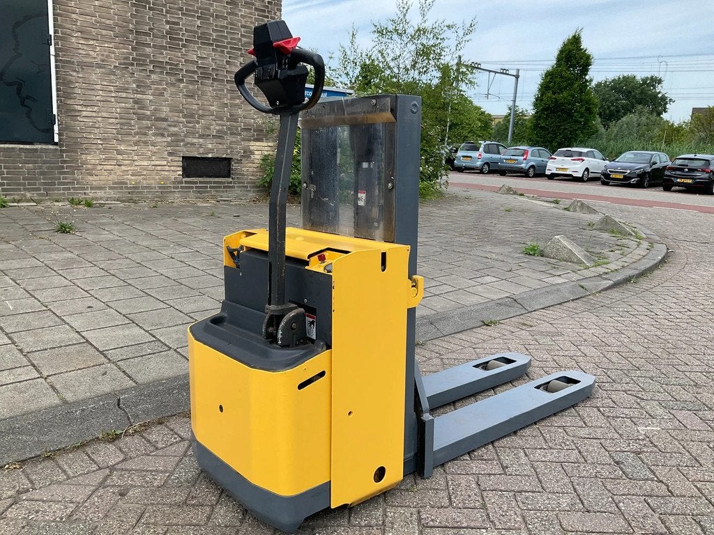 Atlet CSD125/160 1250KG 1.70METER STAPELAAR / HEFTRUCK, 1000 tot 2000 kg, Elektrisch, Stapelaar, Atlet