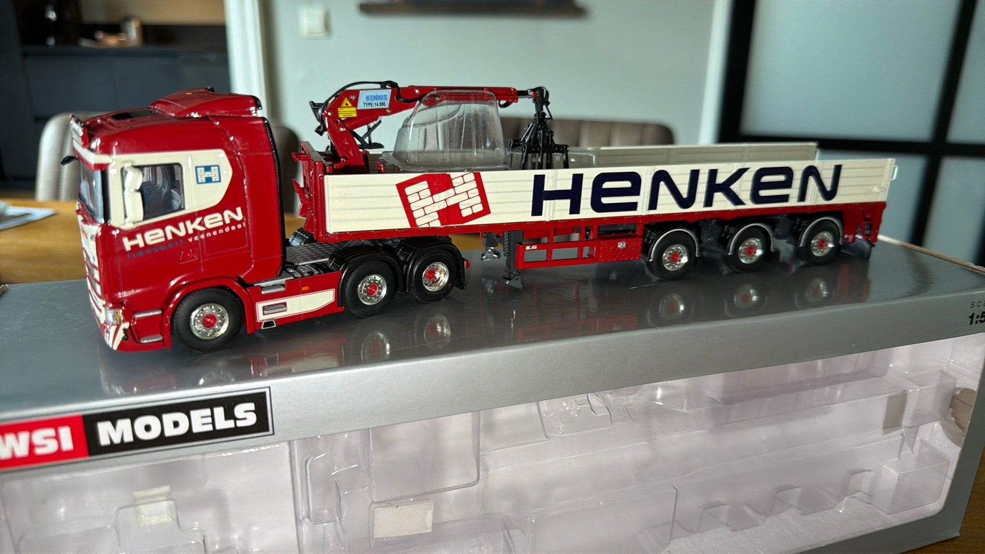 Wsi Scania S Henken Veenendaal steenoplegger, Hobby en Vrije tijd, Modelauto's | 1:50, Ophalen of Verzenden, Zo goed als nieuw