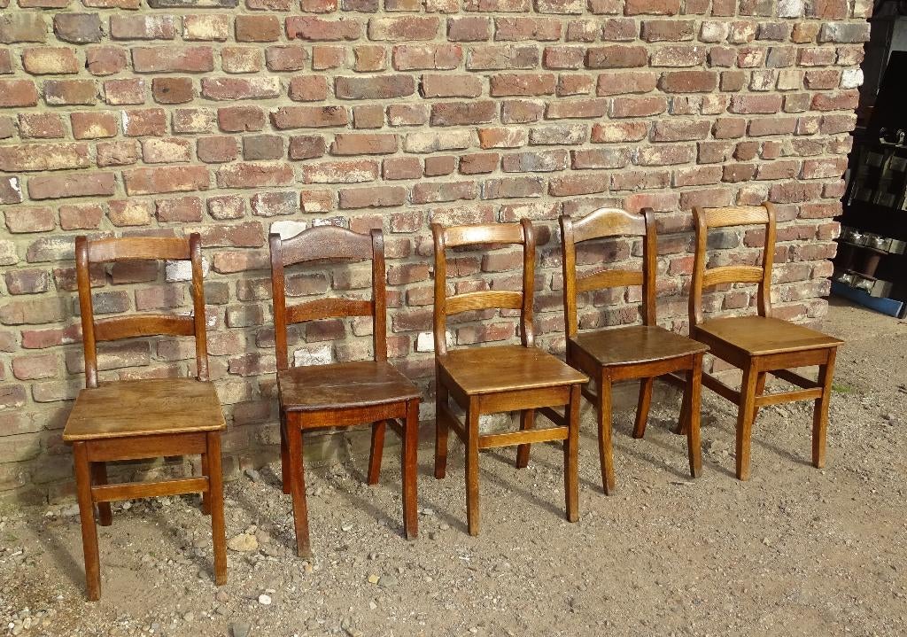 14 oude cafe stoelen herve boeren stoeltjes, Ophalen
