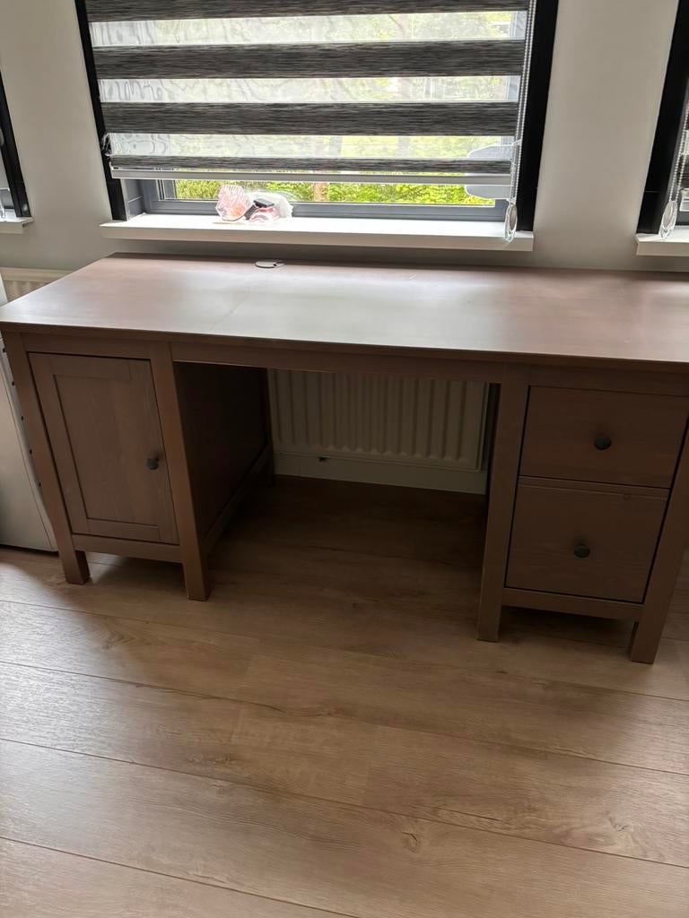 Bureau, Huis en Inrichting, Bureaus, 150 cm, Zo goed als nieuw, IKEA, Computerbureau