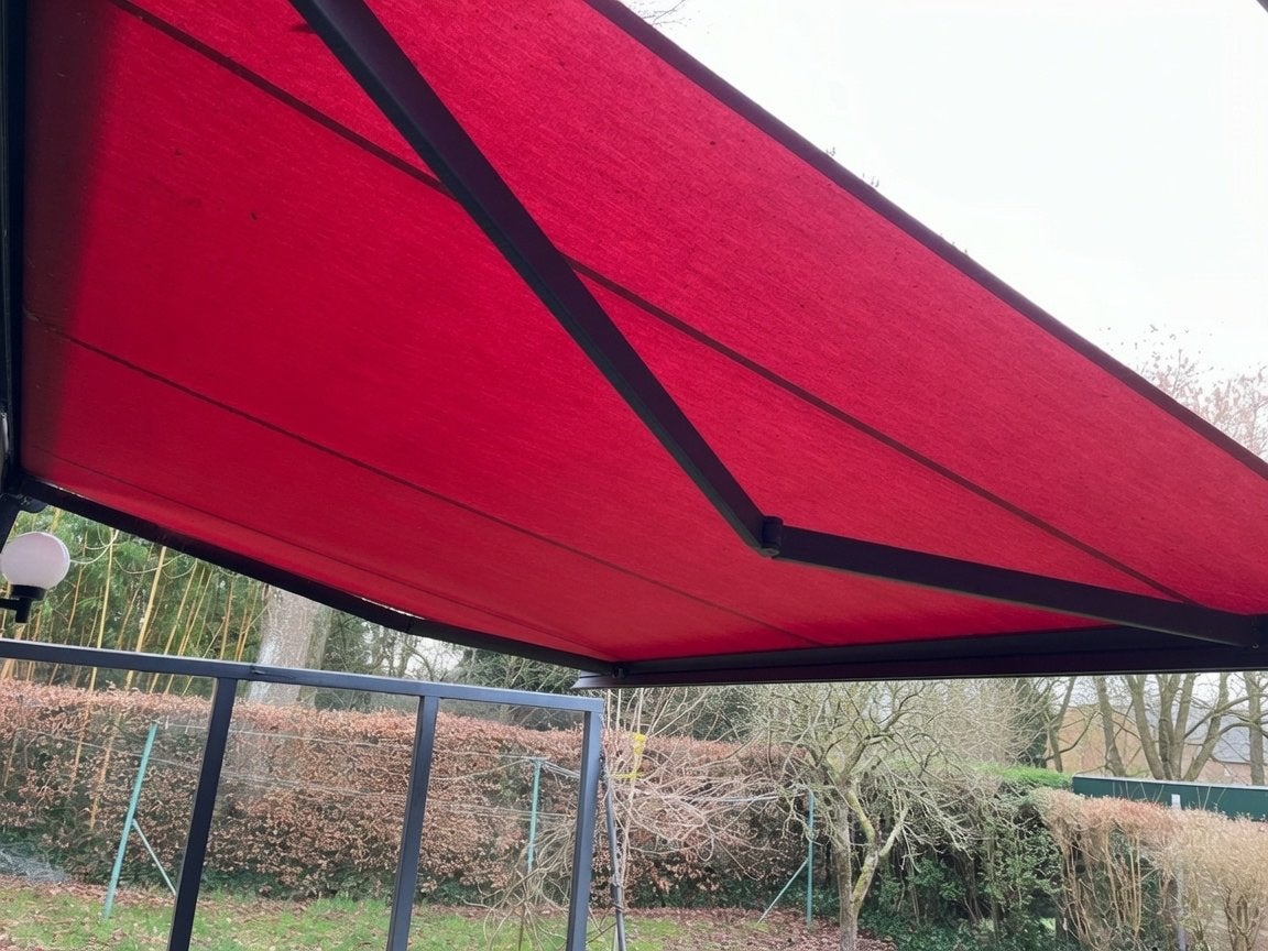Rainbow zonneschermen, antraciet/rood. Bezorgen mogelijk, Ophalen, Elektrisch, Zo goed als nieuw, 150 tot 300 cm
