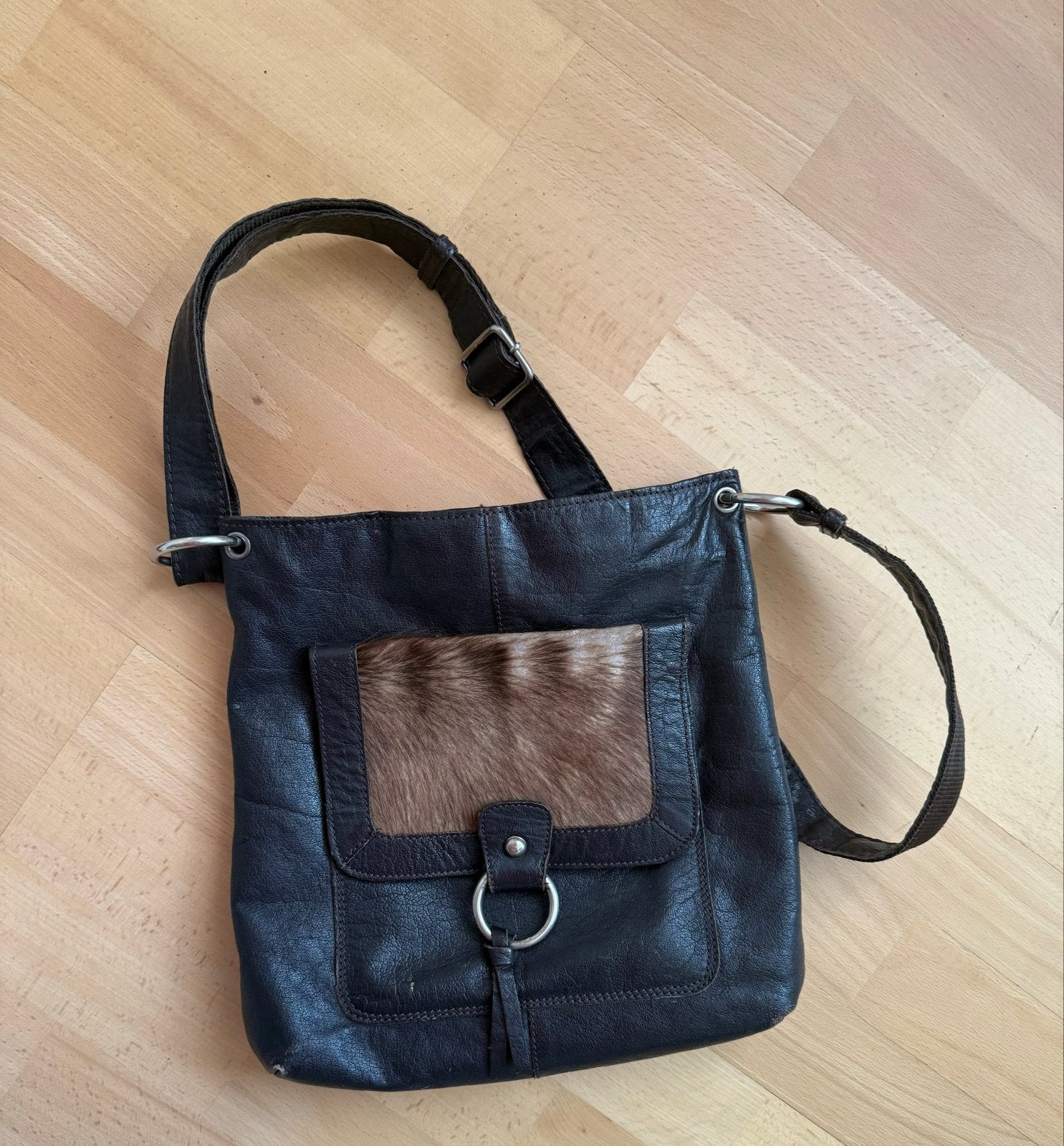 Vintage Leren Schoudertas met Dierenhuid Flap, Overige merken, Gebruikt, Bruin, Ophalen of Verzenden