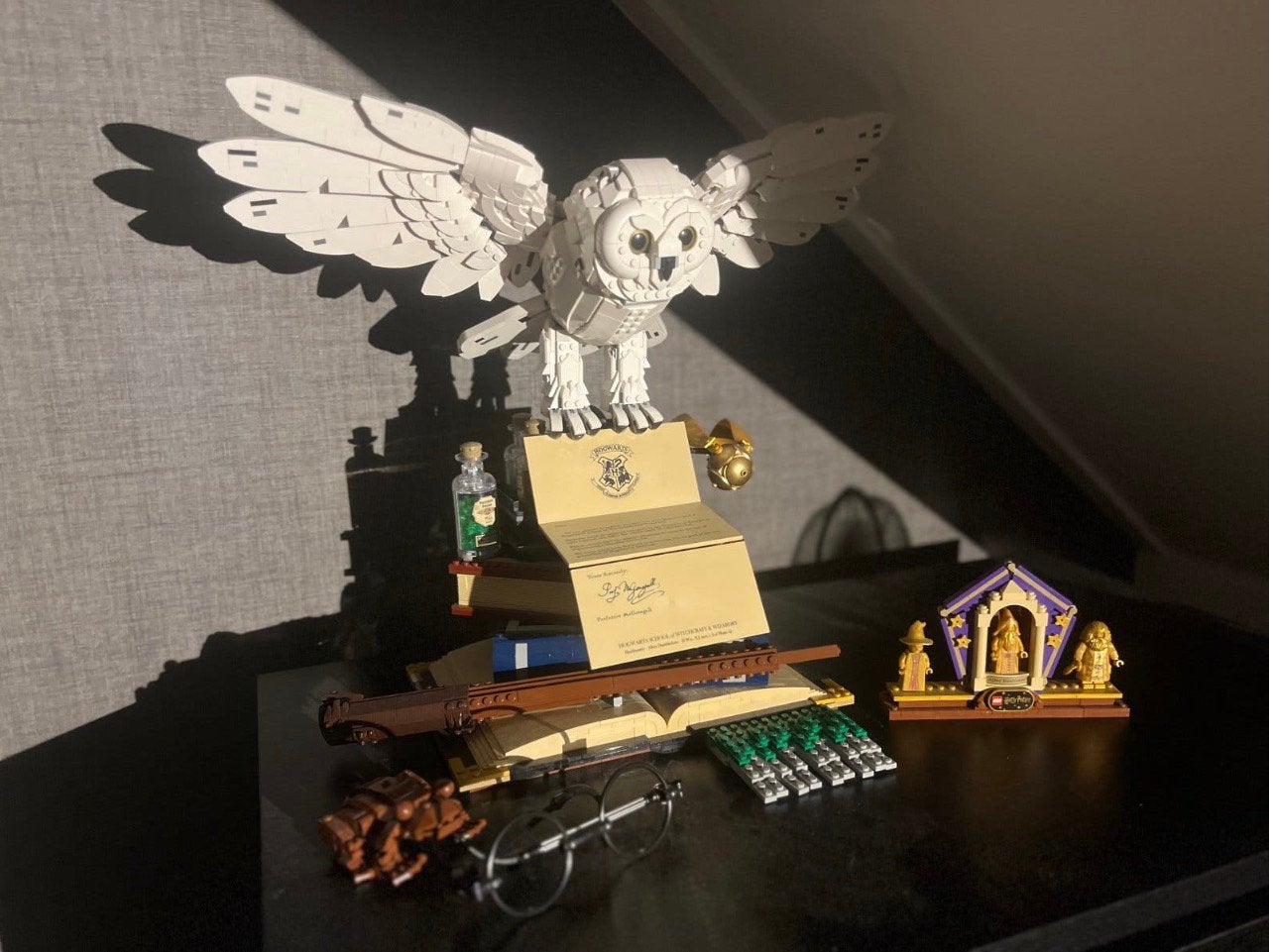 LEGO Harry Potter 76391 Hogwarts Icons - Compleet + doos, Lego, Harry Potter, Ophalen of Verzenden, Zo goed als nieuw