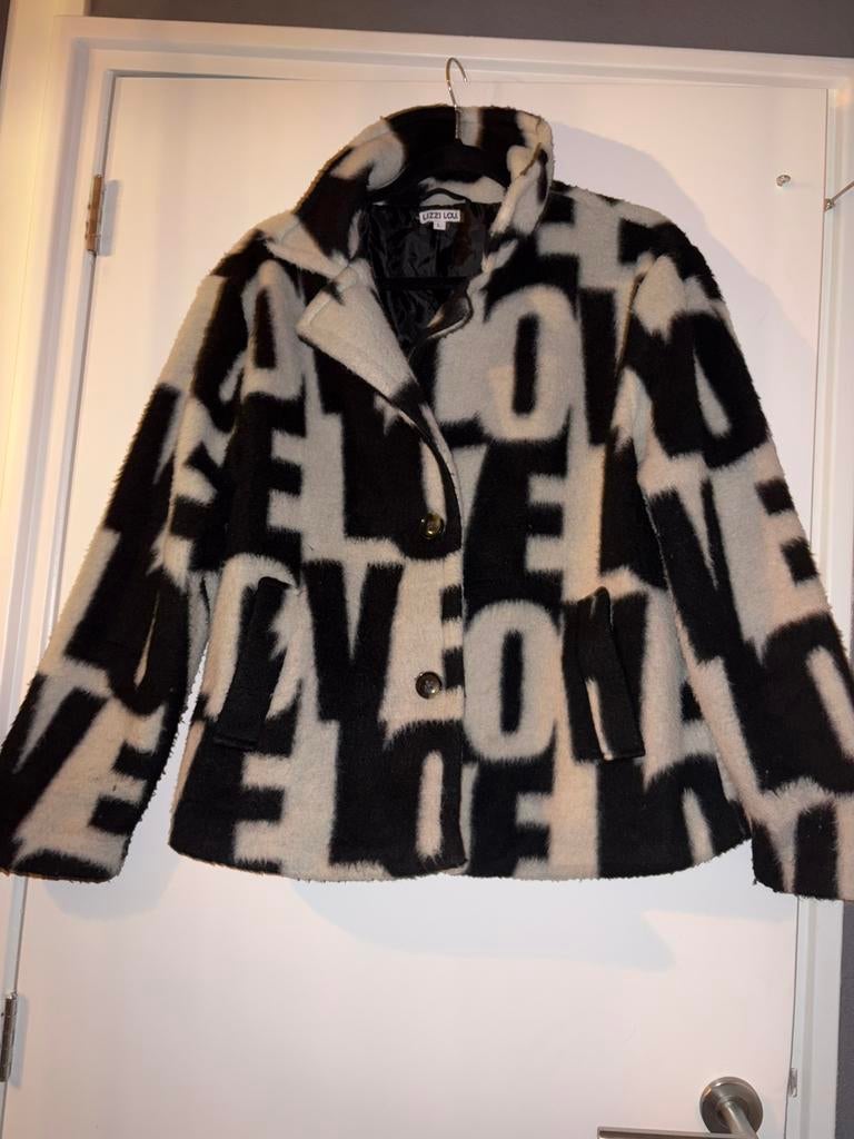 Lizzy Lou herfst, winterjas maat M love, Kleding | Dames, Jassen | Winter, Ophalen of Verzenden, Zo goed als nieuw, Maat 38/40 (M)