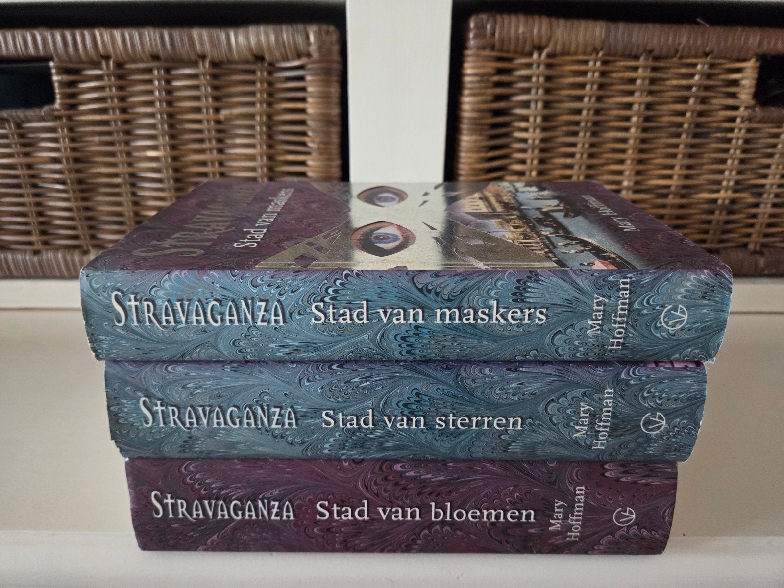 Mary Hoffman - Stravaganza, Boeken, Ophalen of Verzenden, Gelezen