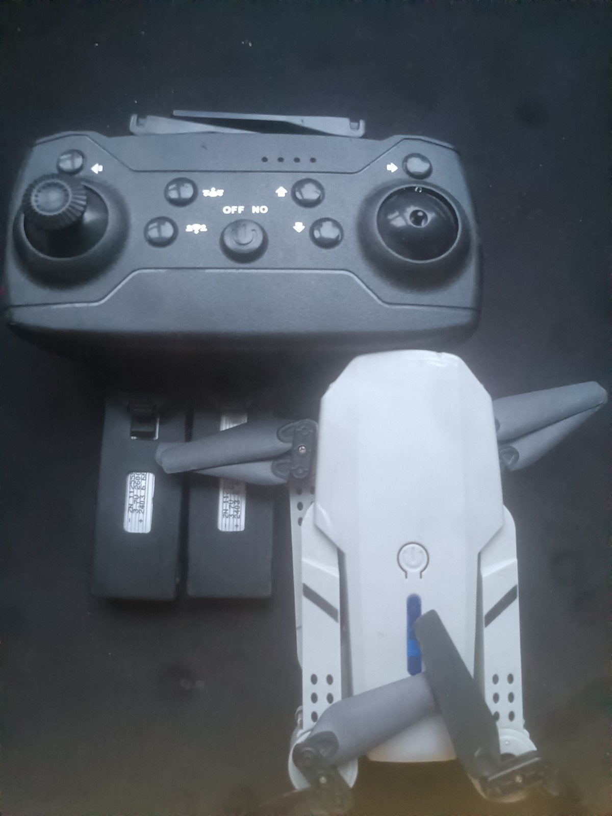Leuke droon met camera en 2 batterijen en bestuur controller, Ophalen, Gebruikt
