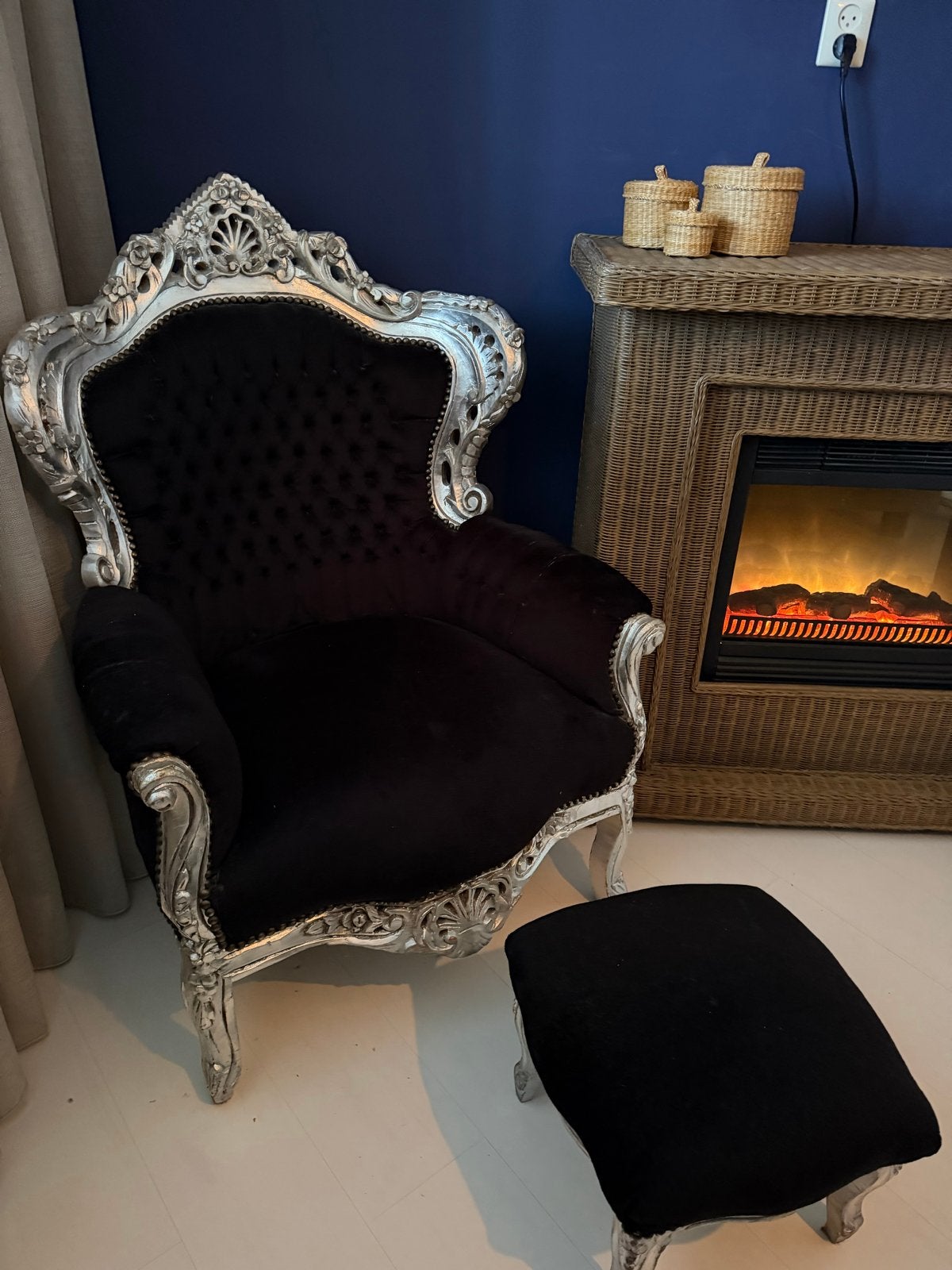 Barok fauteuil met voetenbank - Zwart fluweel, zilver frame, Ophalen, Gebruikt, Minder dan 75 cm, 75 tot 100 cm