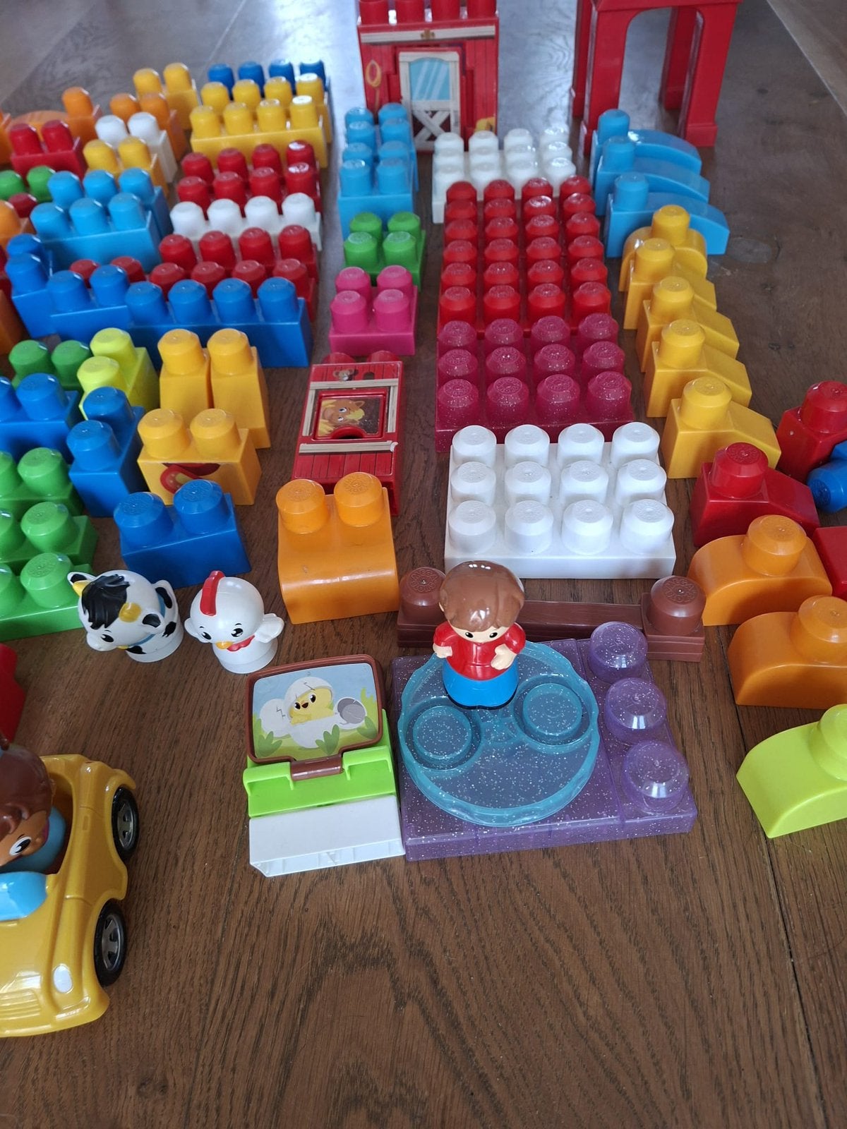 Mega Bricks blokken en autobaan, Kinderen en Baby's, Speelgoed | Bouwstenen, Ophalen, Zo goed als nieuw, Megabloks
