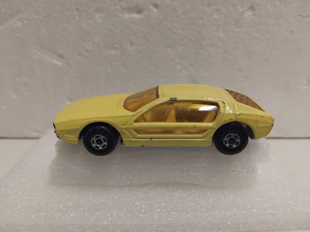 Rare yellow Matchbox Lamborghini Marzal 1969 geel 3INCH, Ophalen of Verzenden, Zo goed als nieuw, Auto